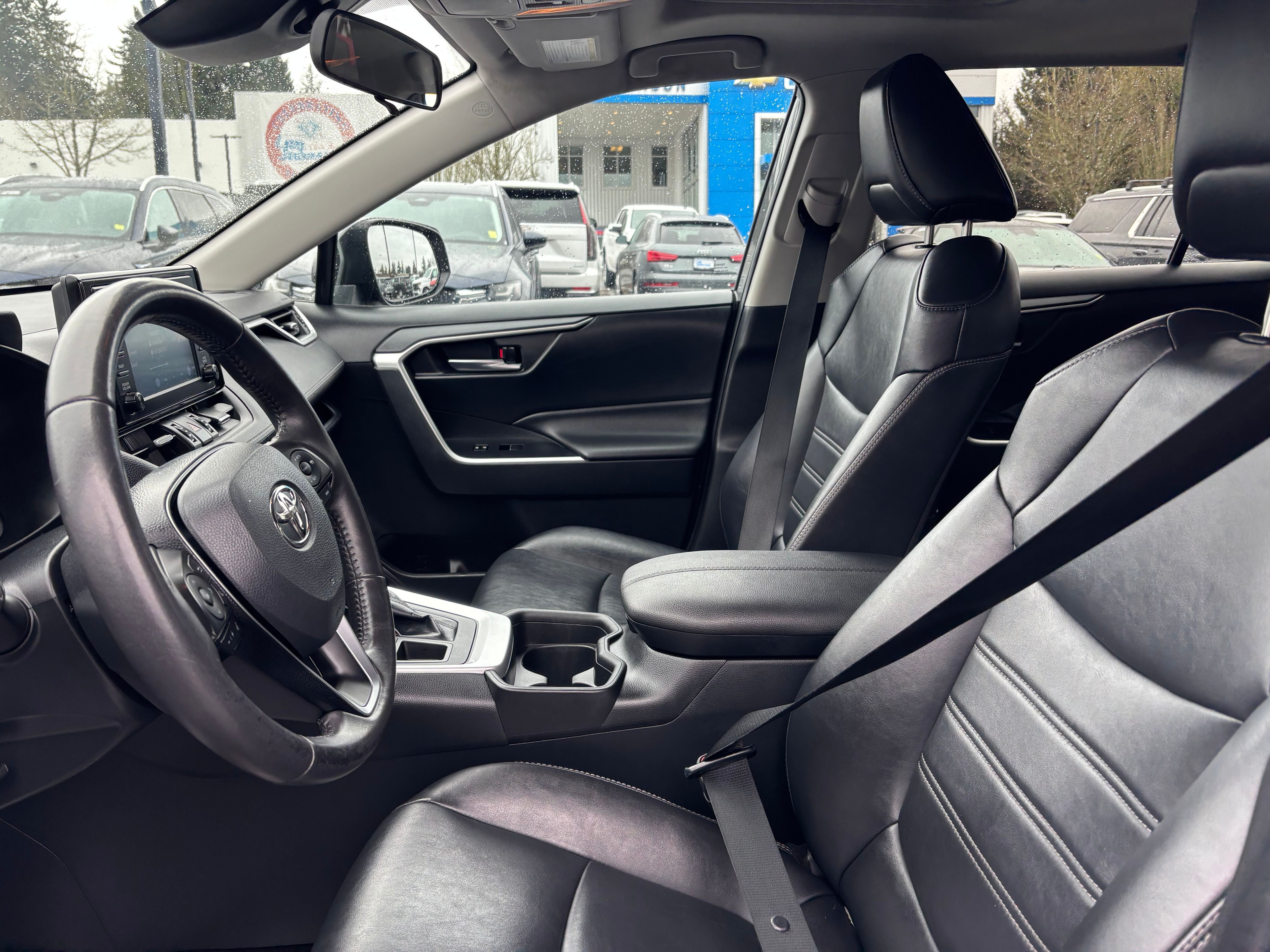 2019 Toyota RAV4 XLE Premium