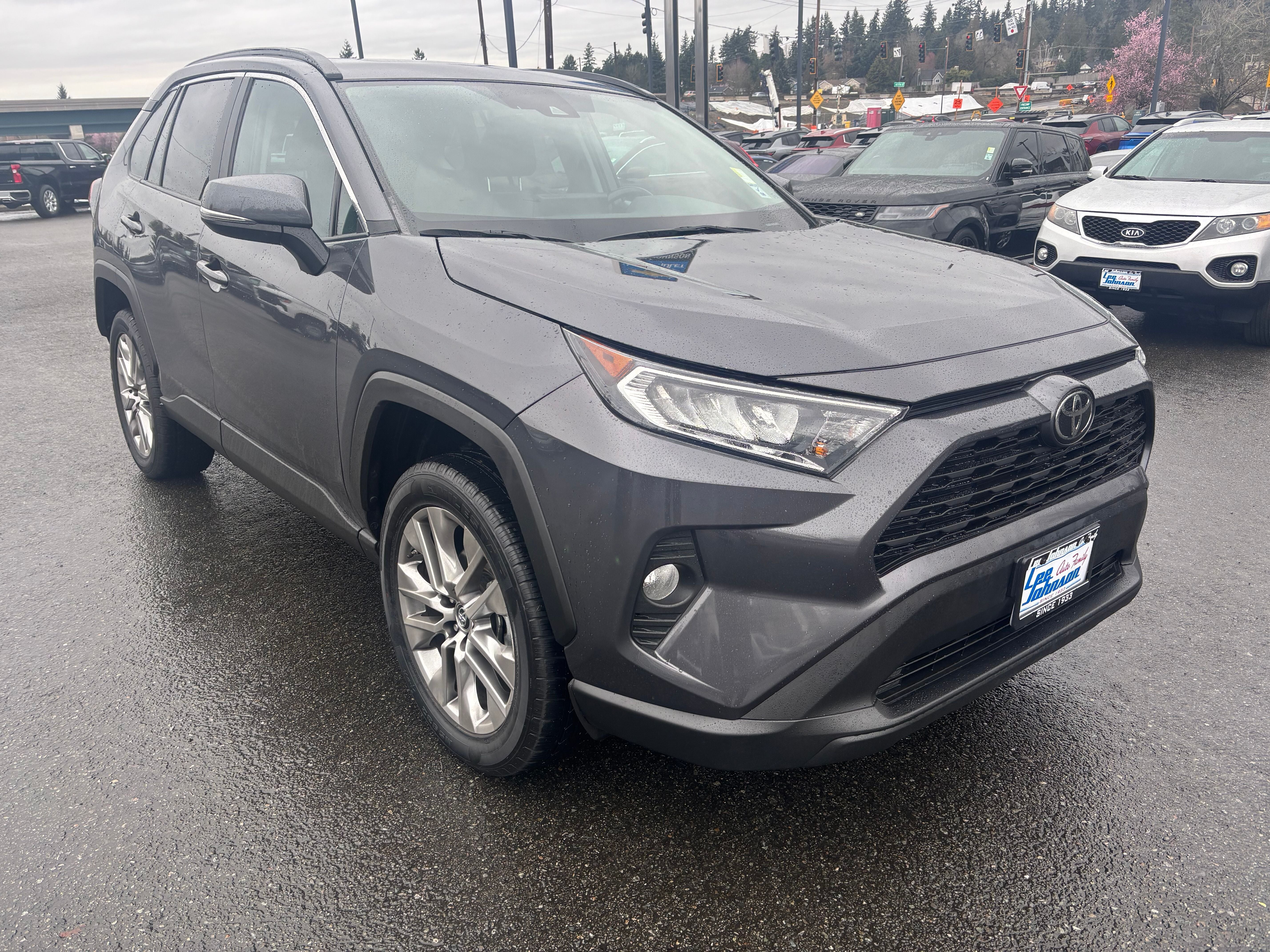 2019 Toyota RAV4 XLE Premium