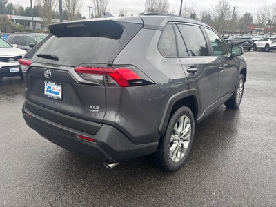 2019 Toyota RAV4 XLE Premium