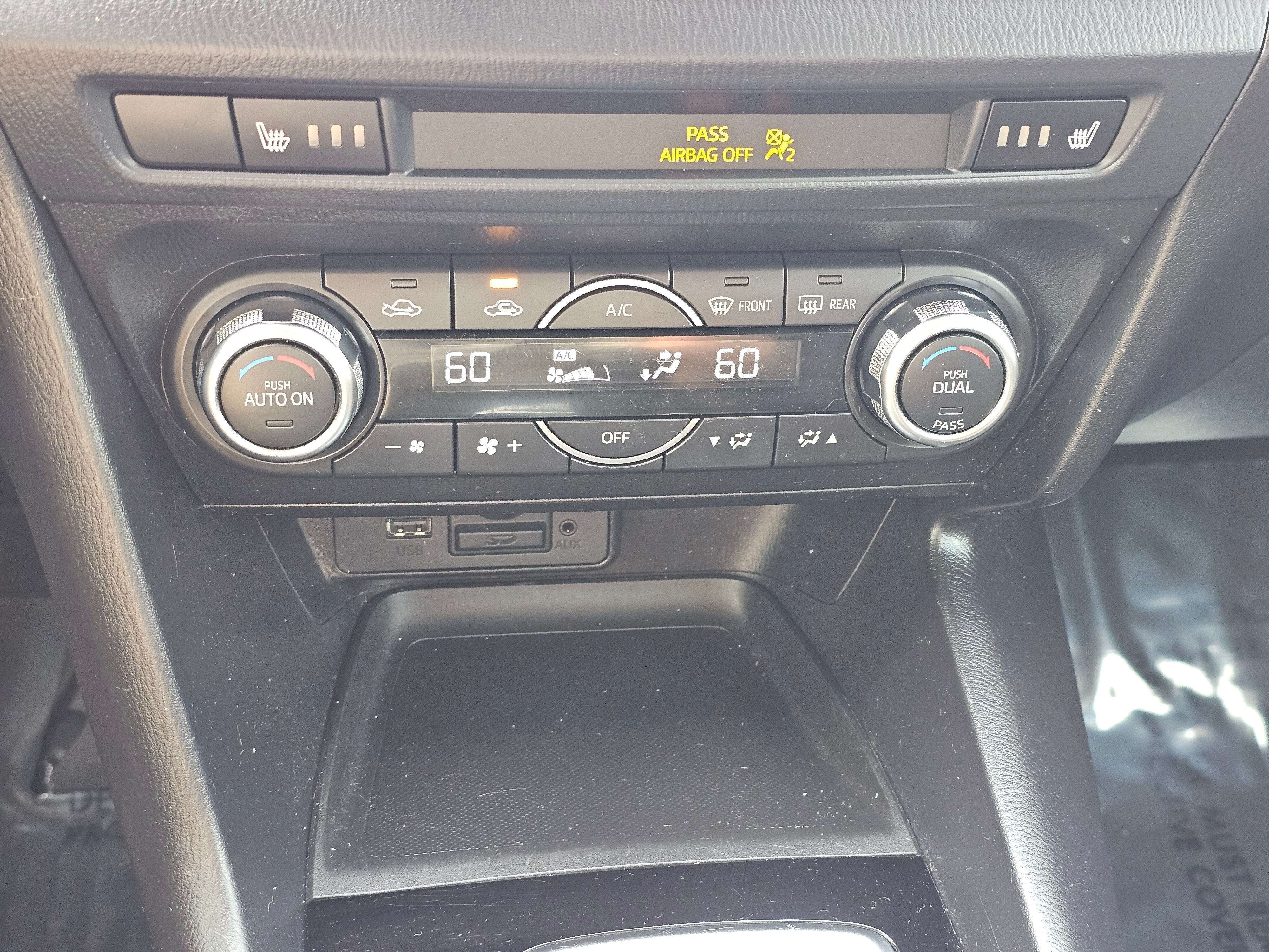 2017 Mazda Mazda3 4-Door Touring