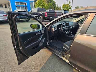 2017 Mazda Mazda3 4-Door Touring