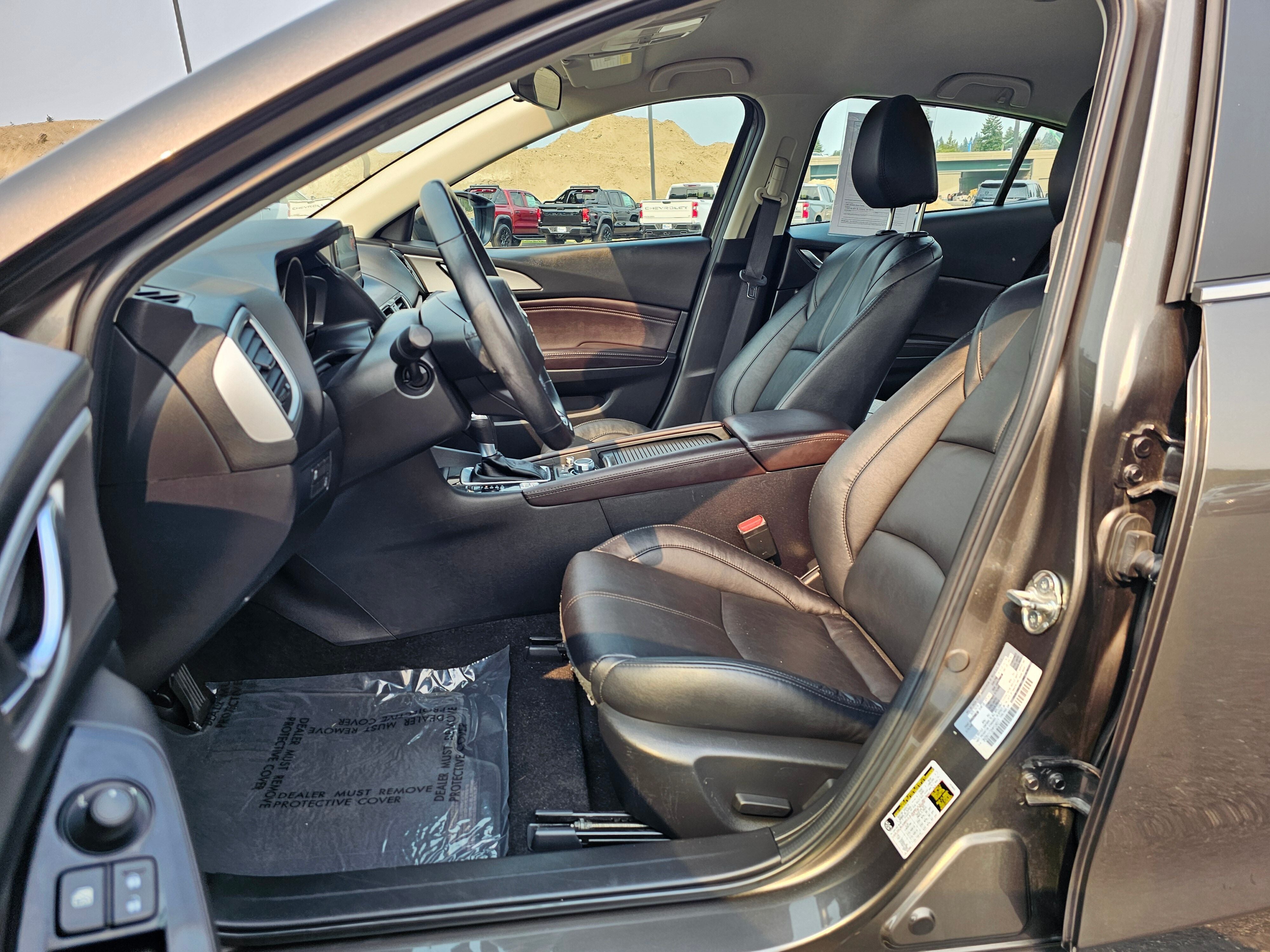 2017 Mazda Mazda3 4-Door Touring