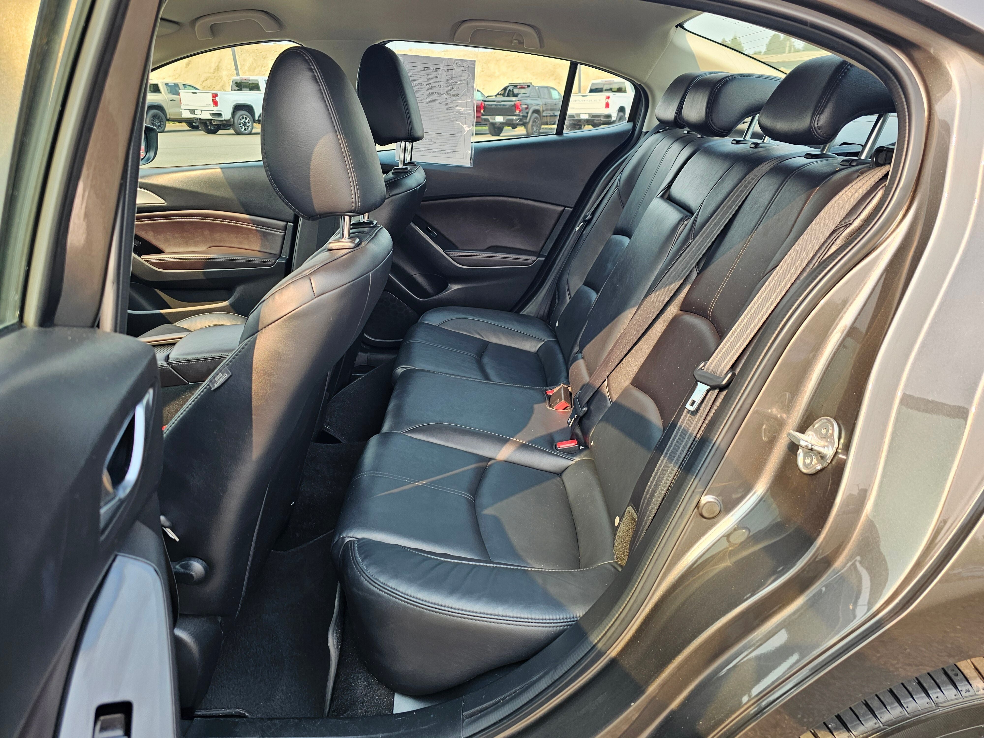 2017 Mazda Mazda3 4-Door Touring
