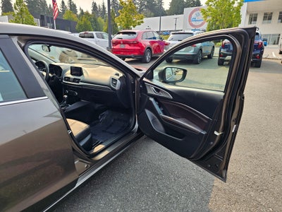 2017 Mazda Mazda3 4-Door Touring
