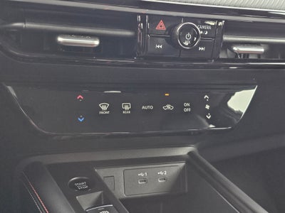 2025 Nissan Kicks SR Intelligent AWD