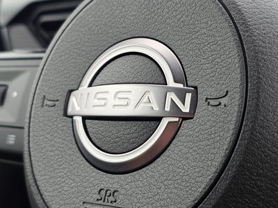 2025 Nissan Kicks SR Intelligent AWD