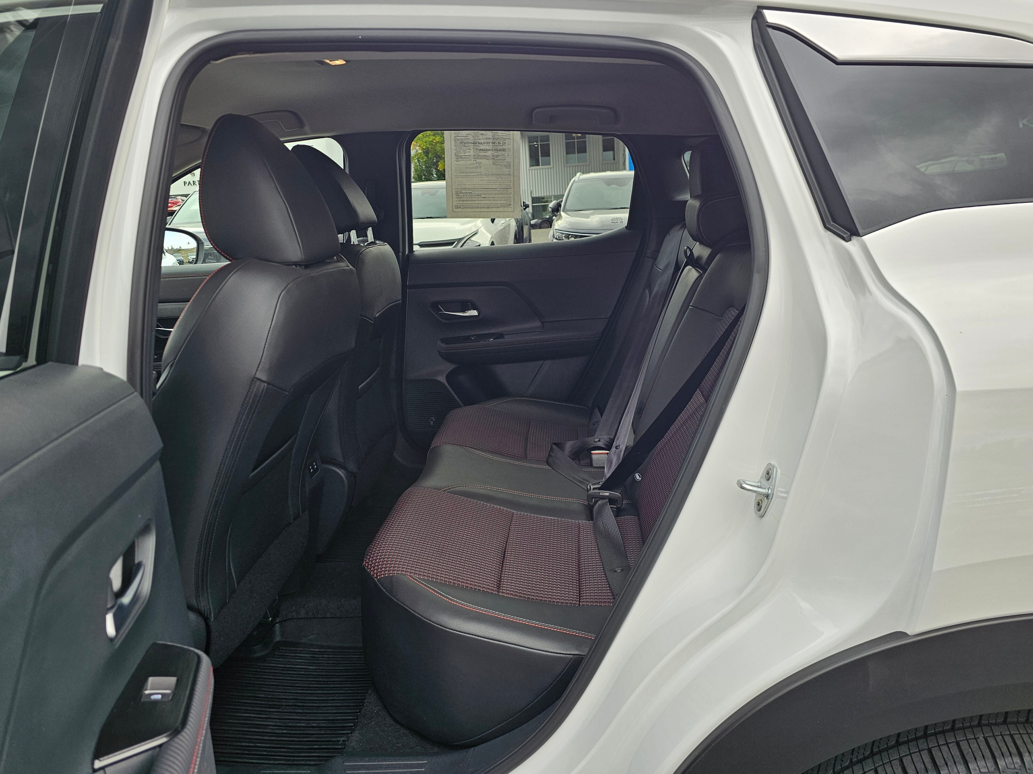 2025 Nissan Kicks SR Intelligent AWD