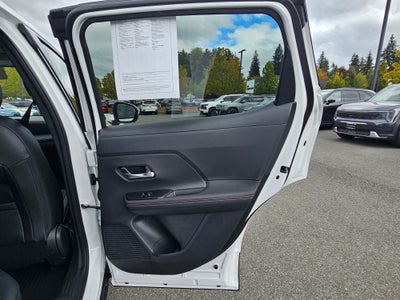 2025 Nissan Kicks SR Intelligent AWD