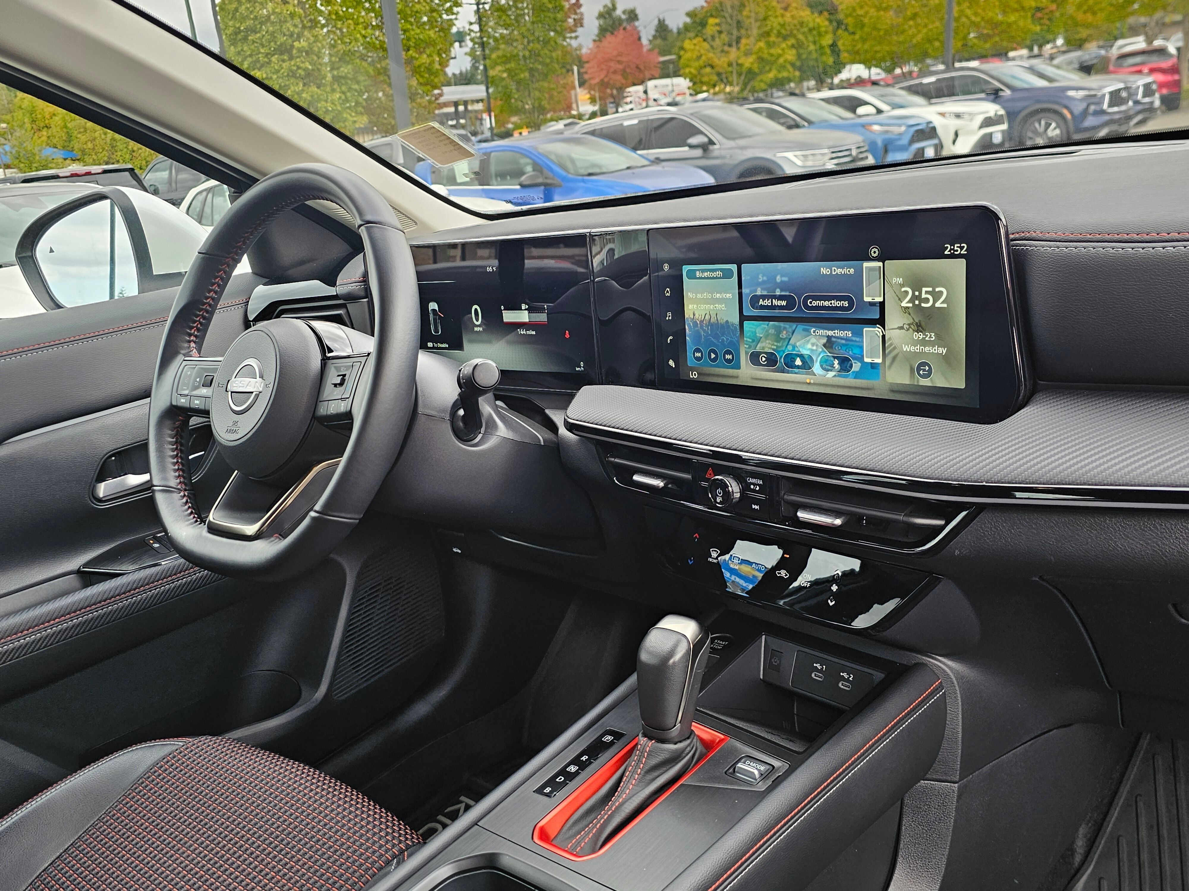 2025 Nissan Kicks SR Intelligent AWD