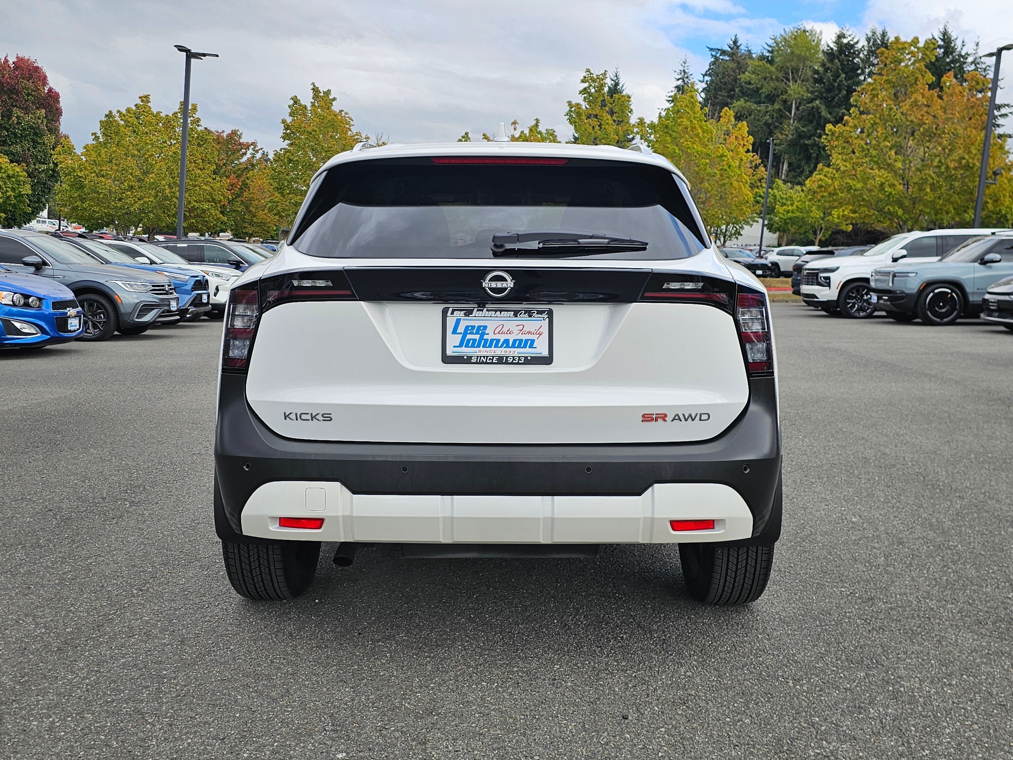 2025 Nissan Kicks SR Intelligent AWD