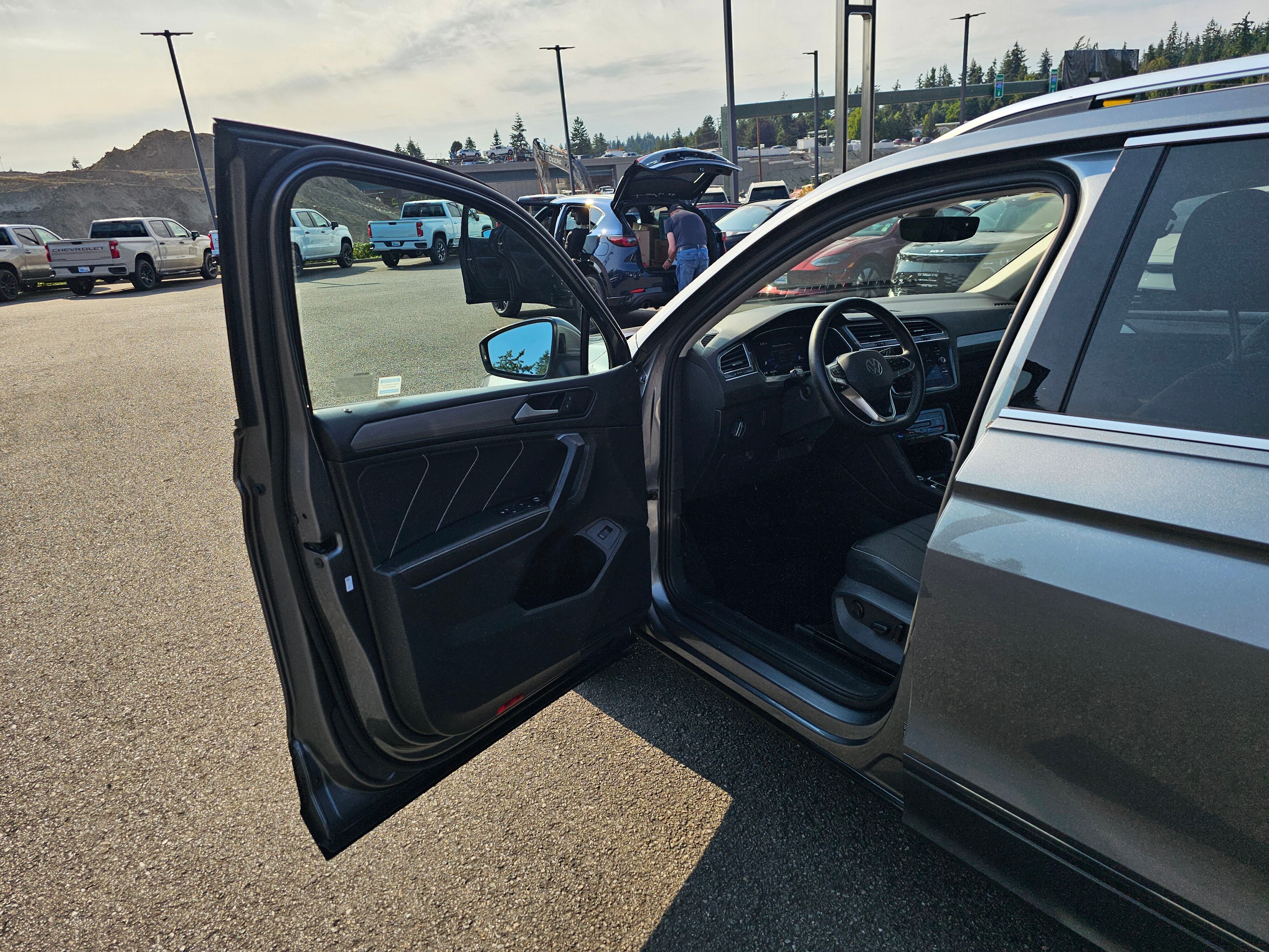 2022 Volkswagen Tiguan SE