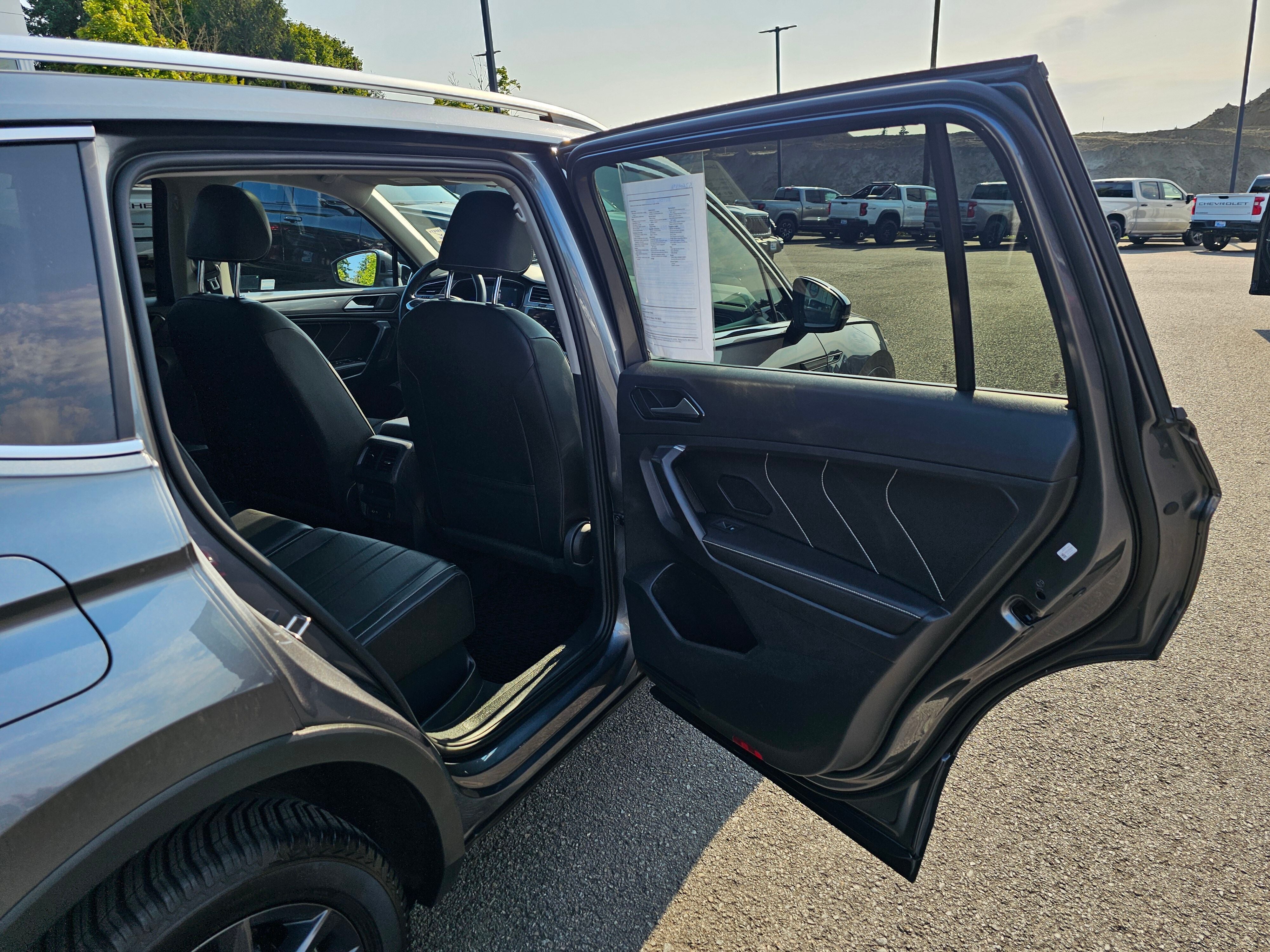 2022 Volkswagen Tiguan SE
