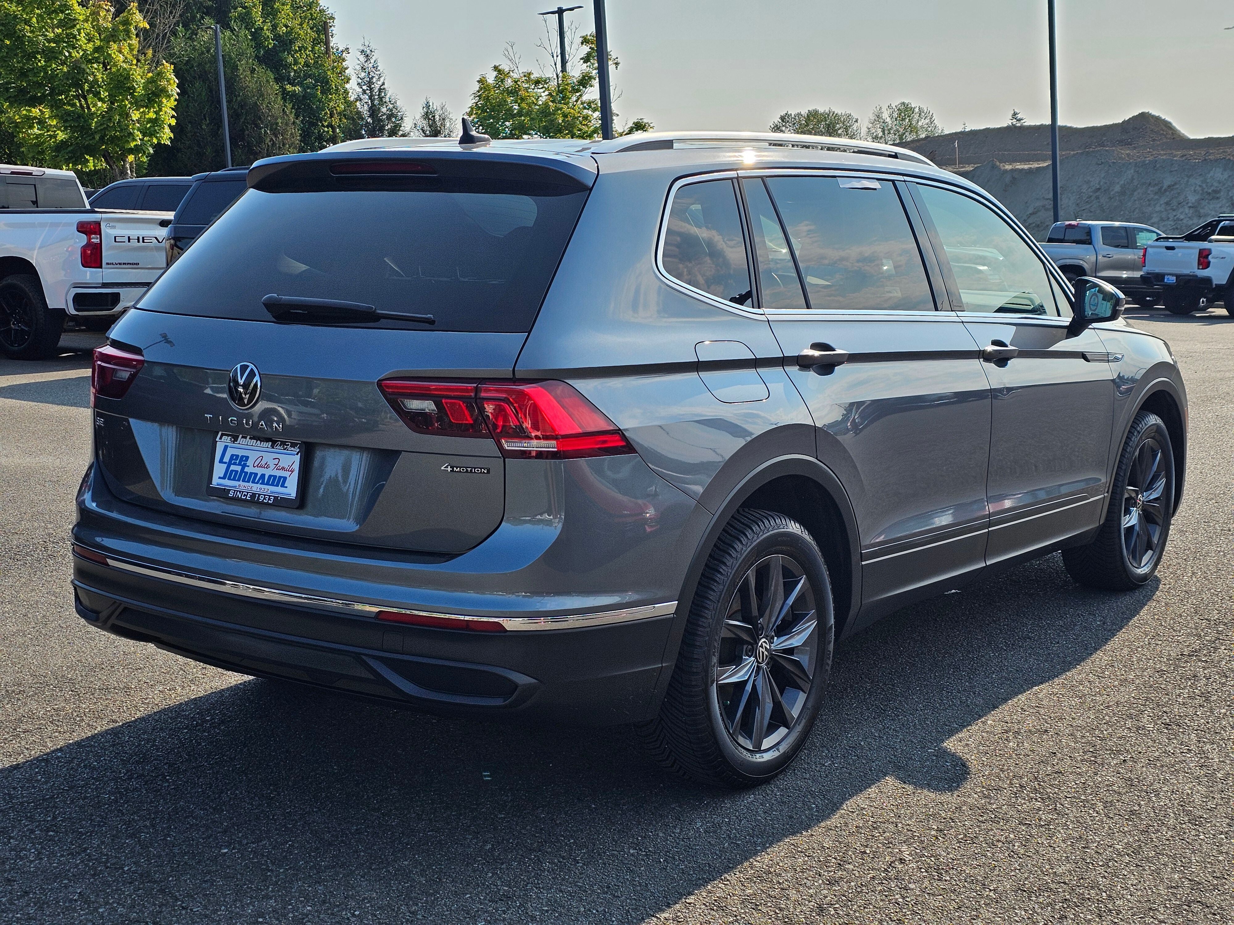 2022 Volkswagen Tiguan SE
