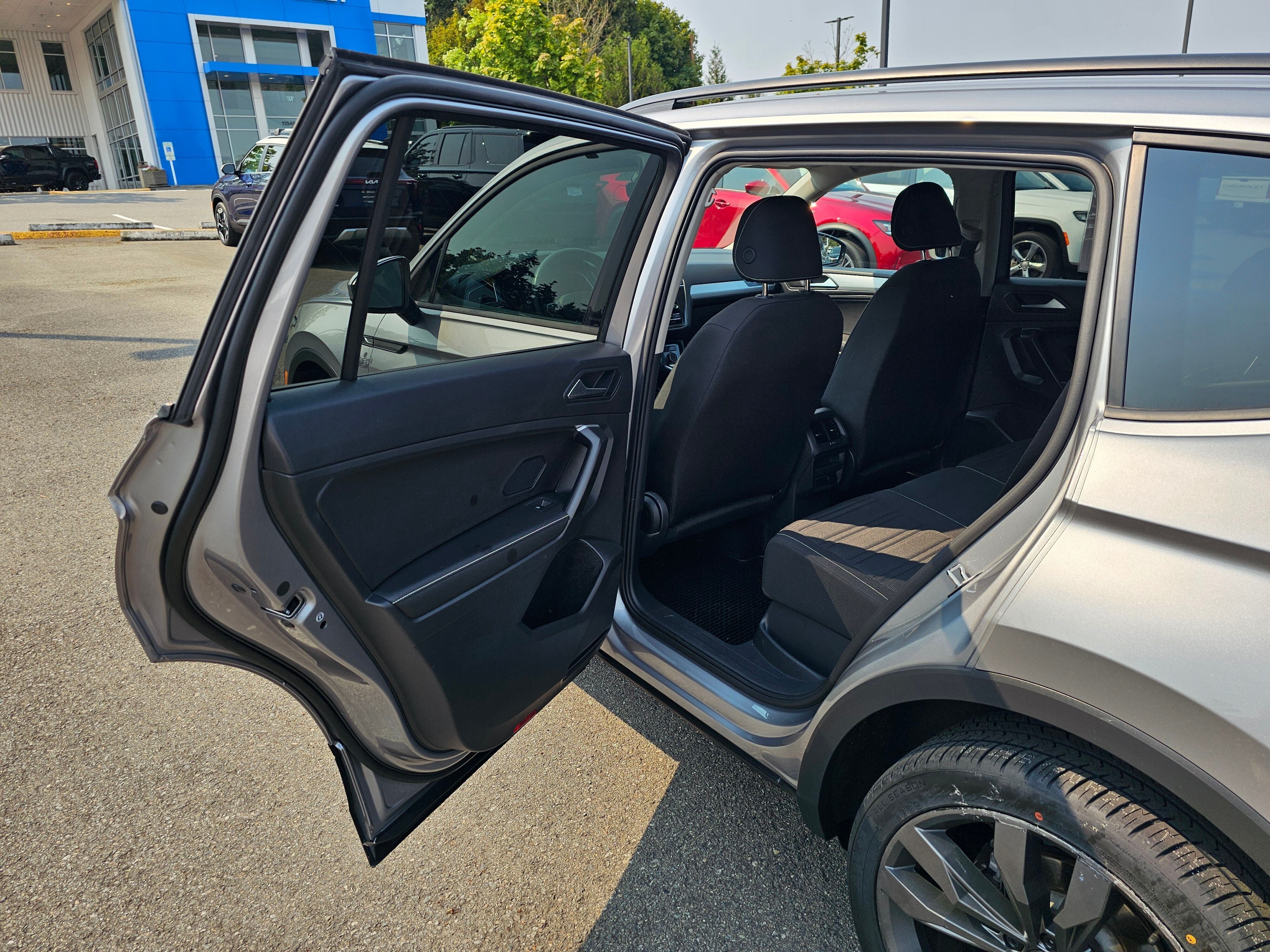 2024 Volkswagen Tiguan 2.0T S