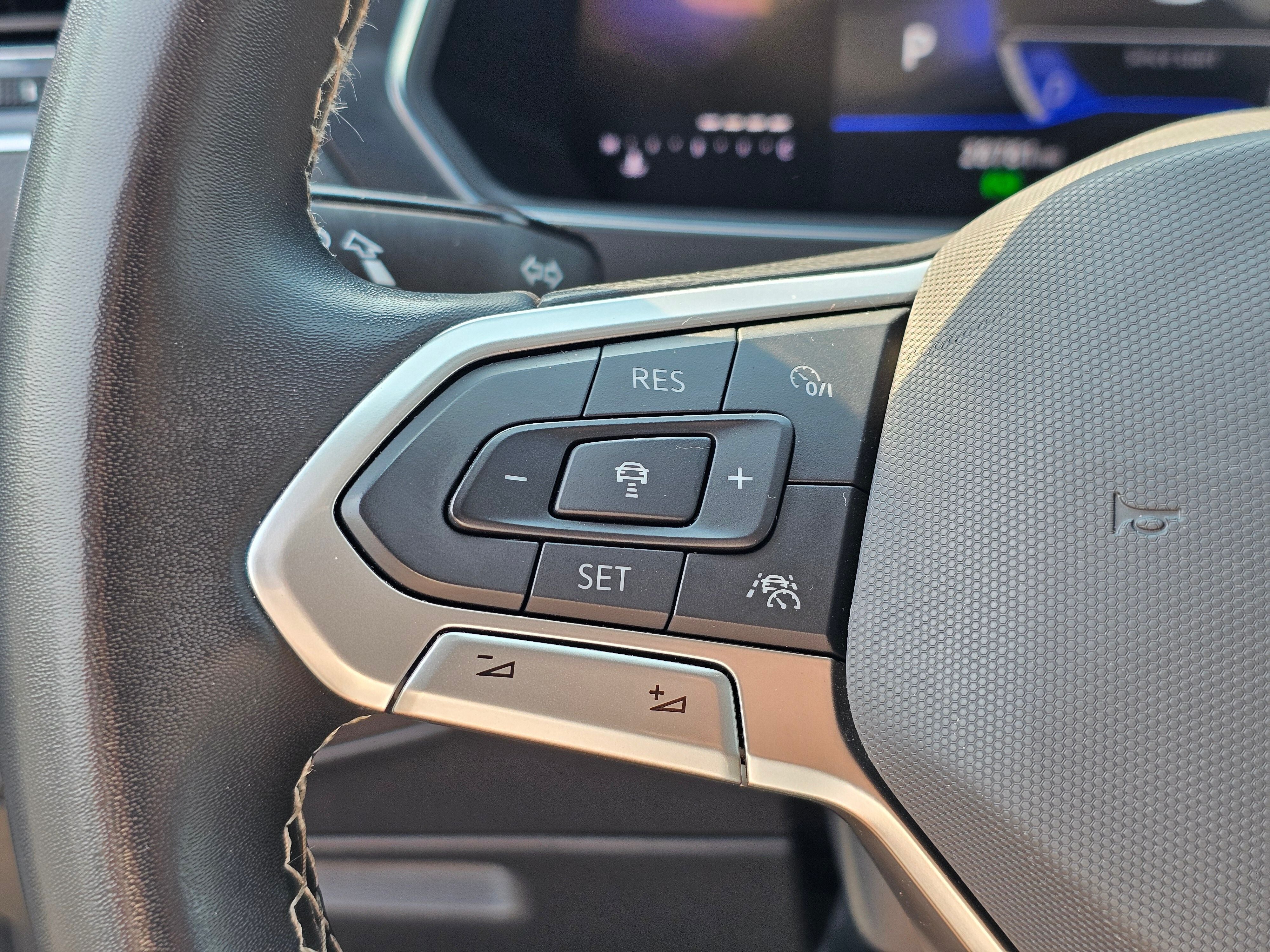 2024 Volkswagen Tiguan 2.0T S