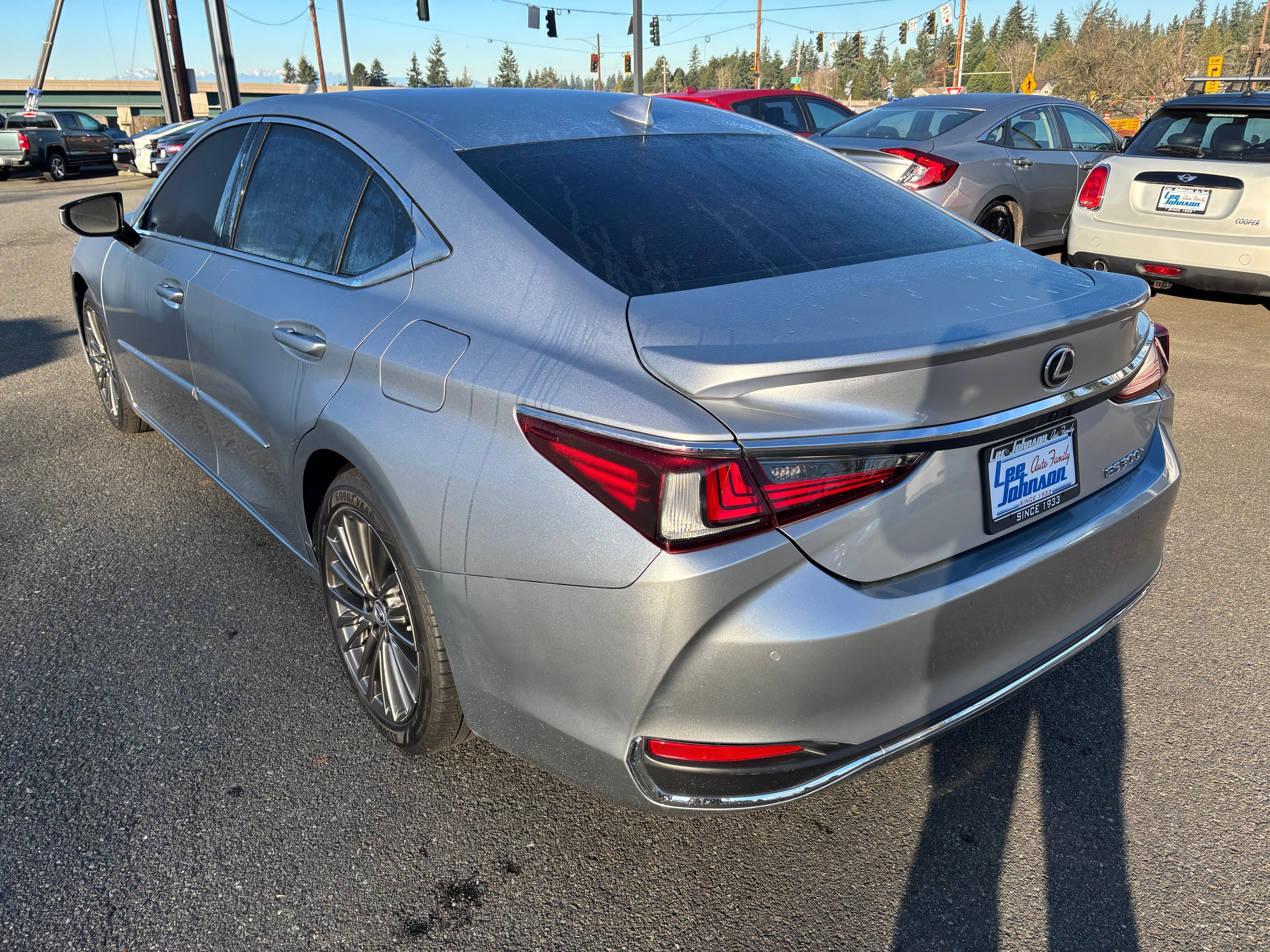 2023 Lexus ES ES 300h