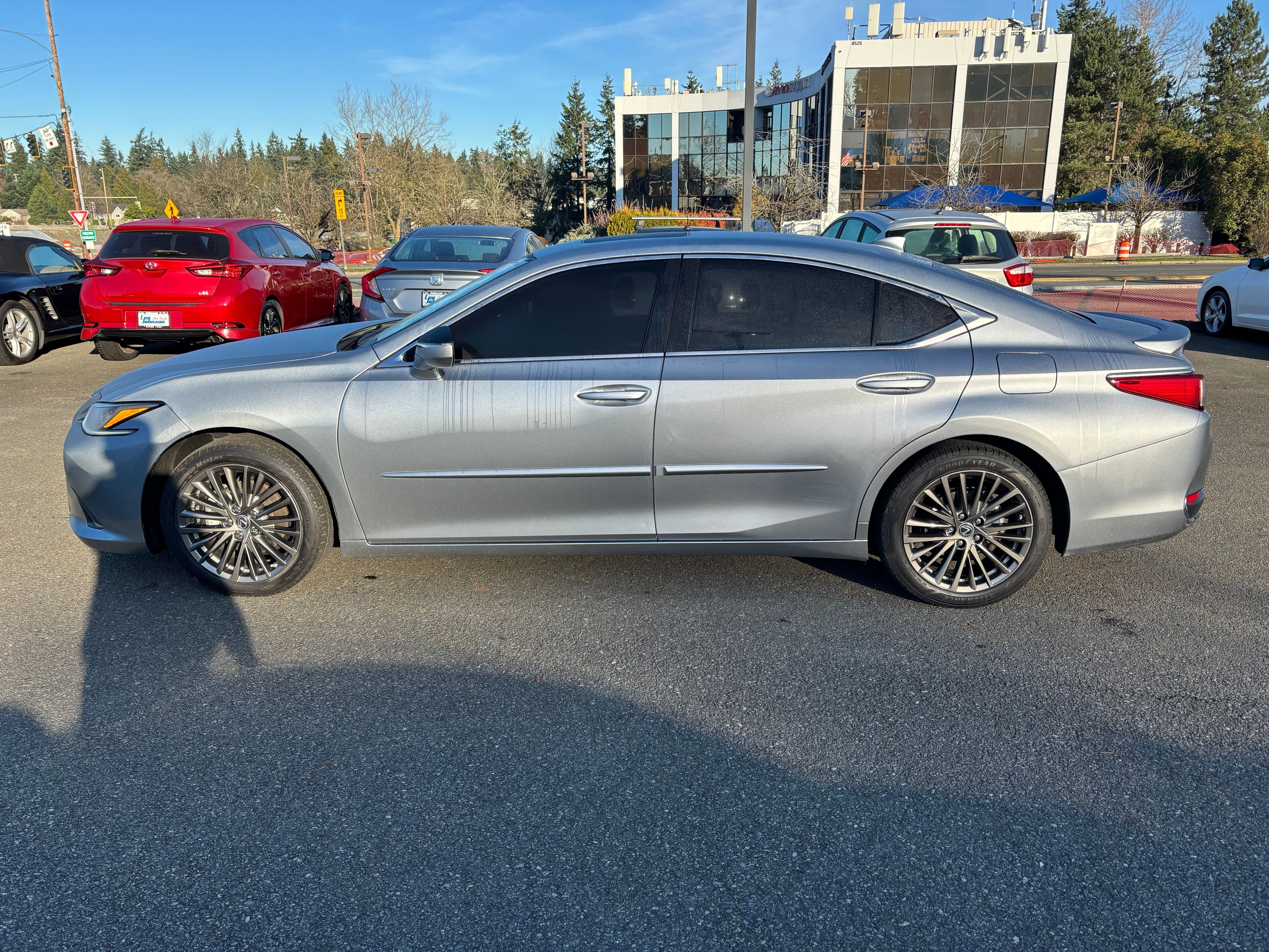 2023 Lexus ES ES 300h