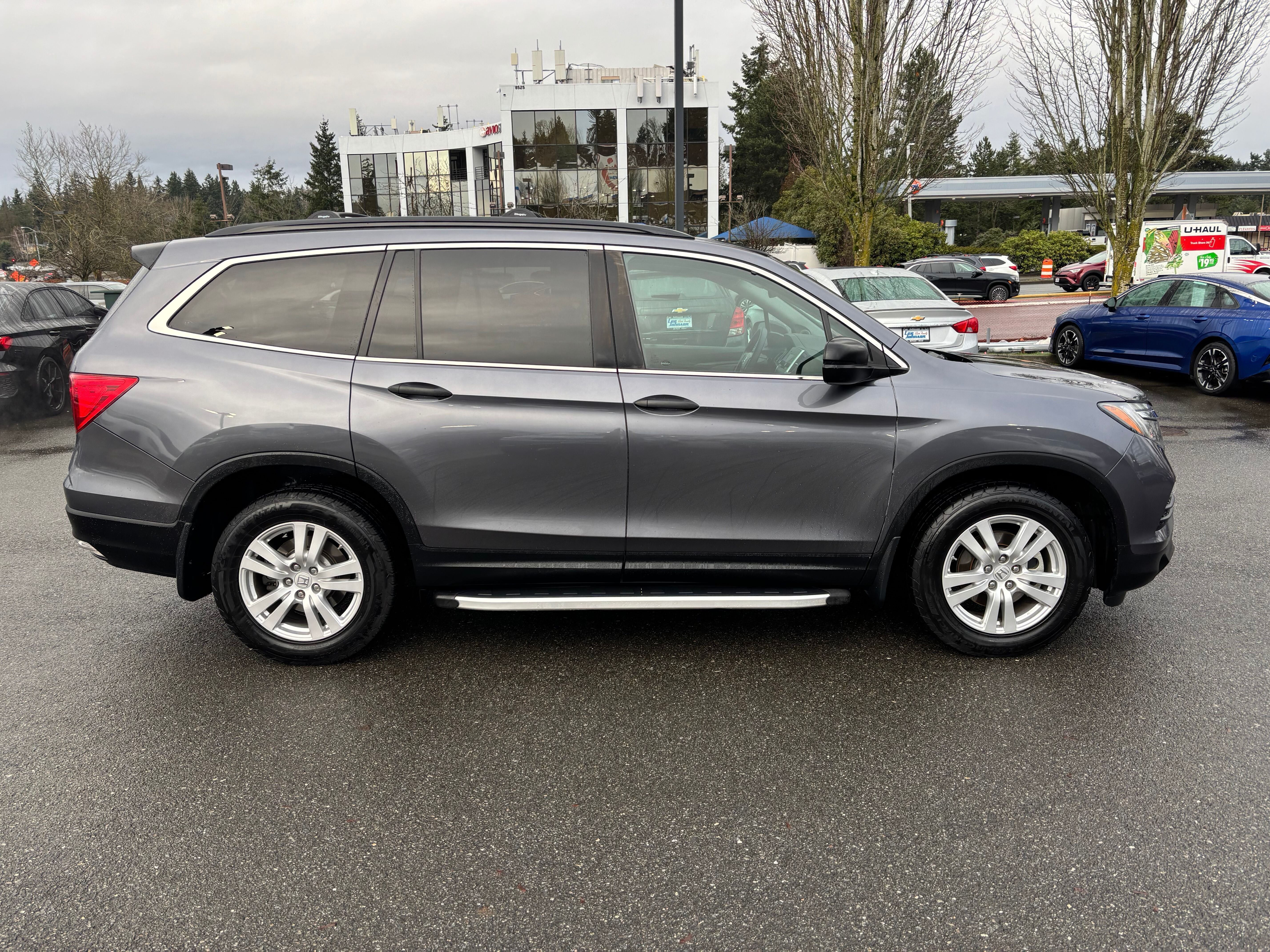 2016 Honda Pilot LX