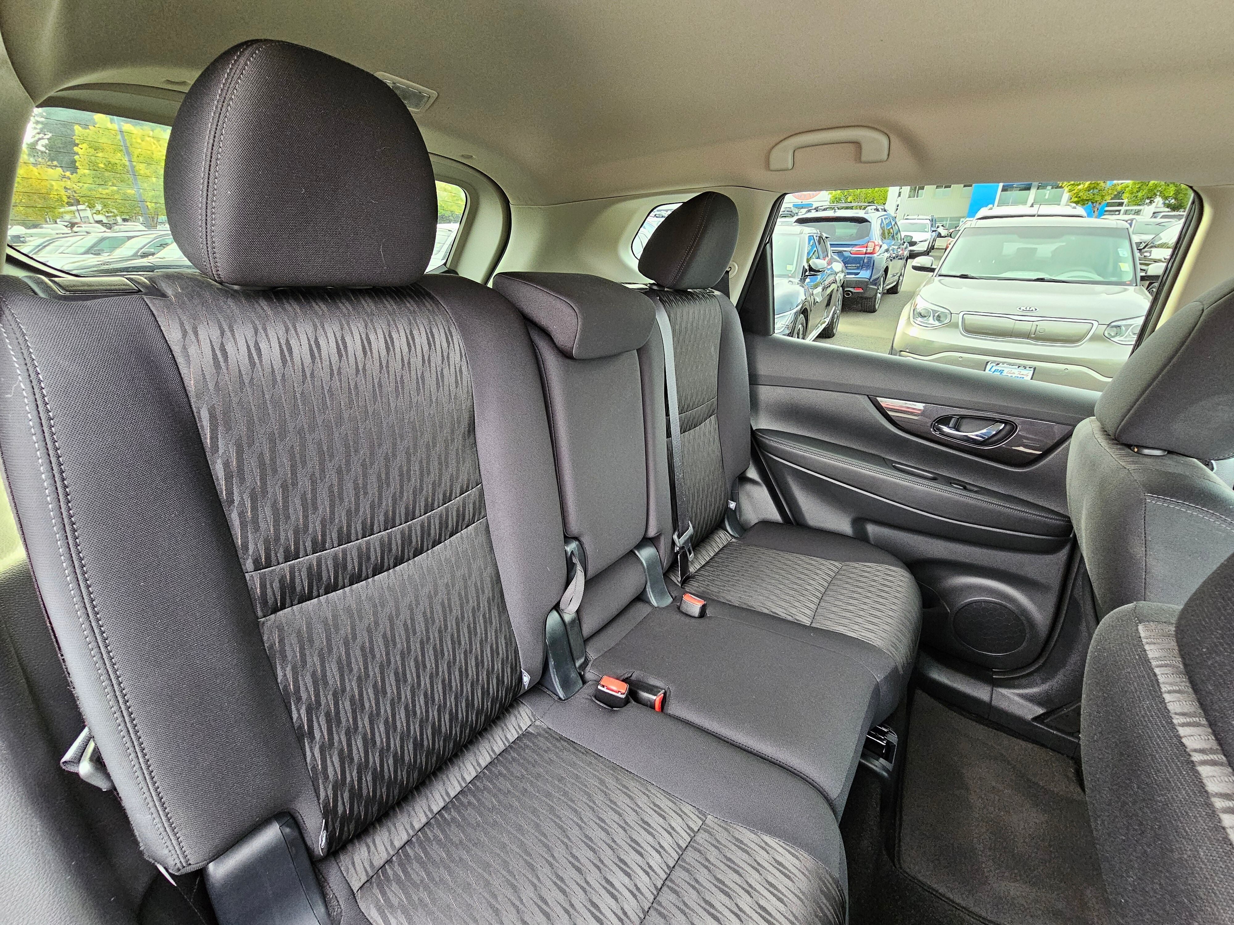2018 Nissan Rogue S