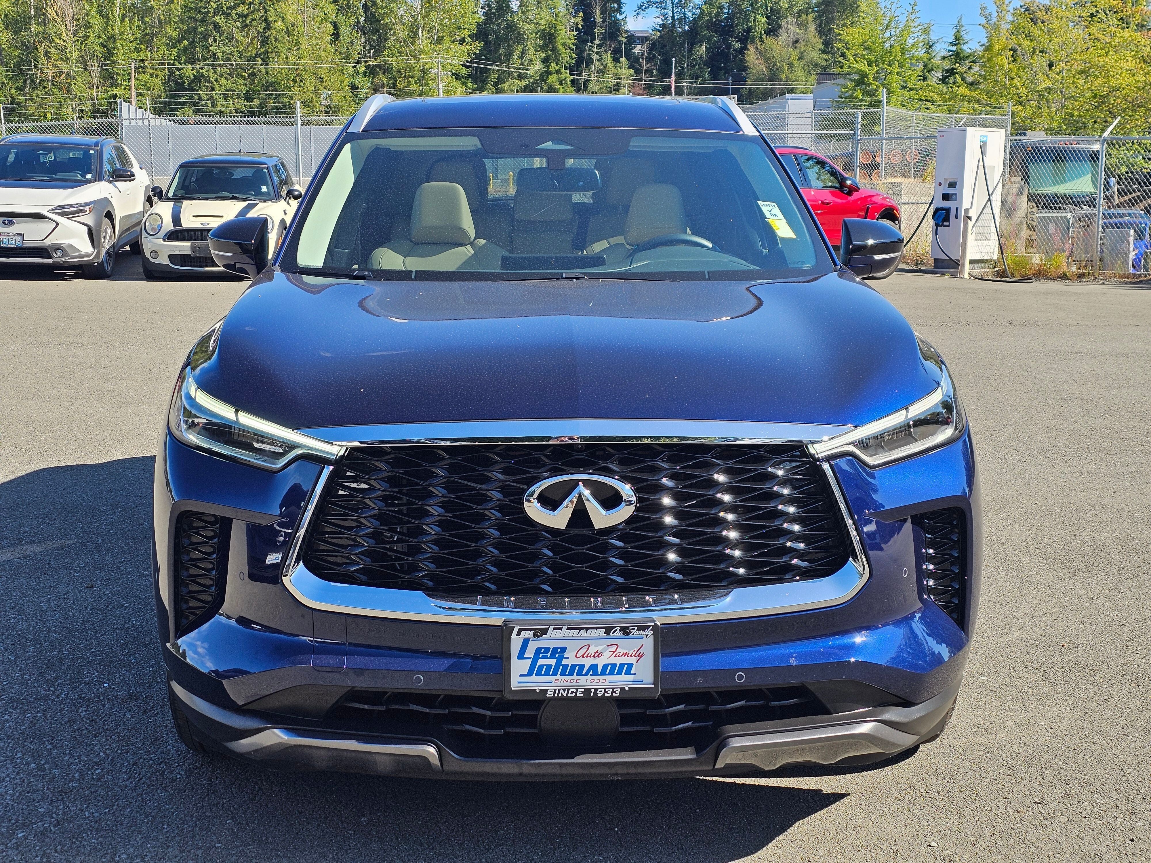 2022 INFINITI QX60 LUXE