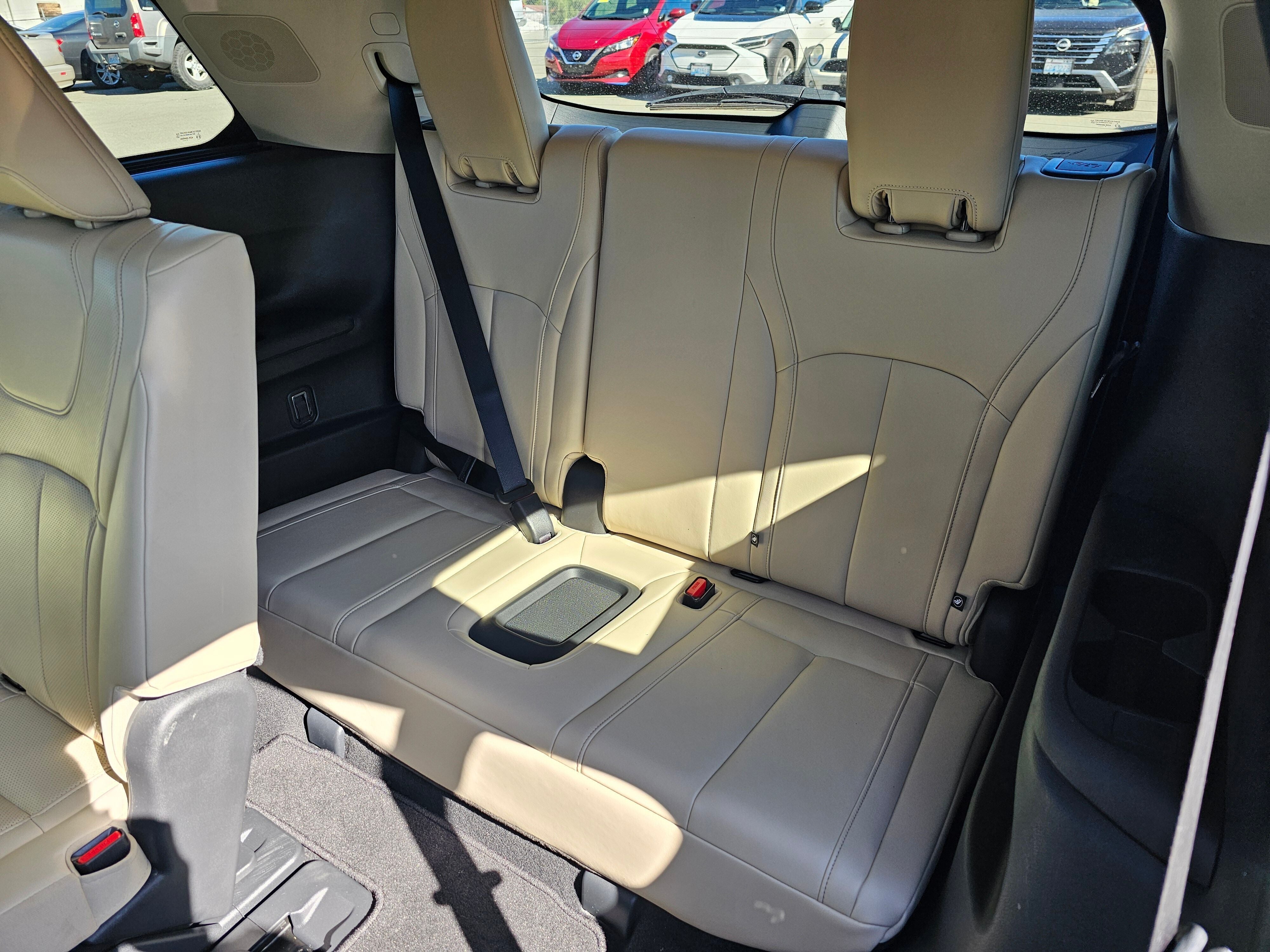 2022 INFINITI QX60 LUXE