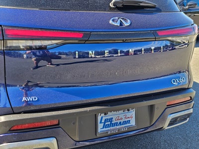 2022 INFINITI QX60 LUXE