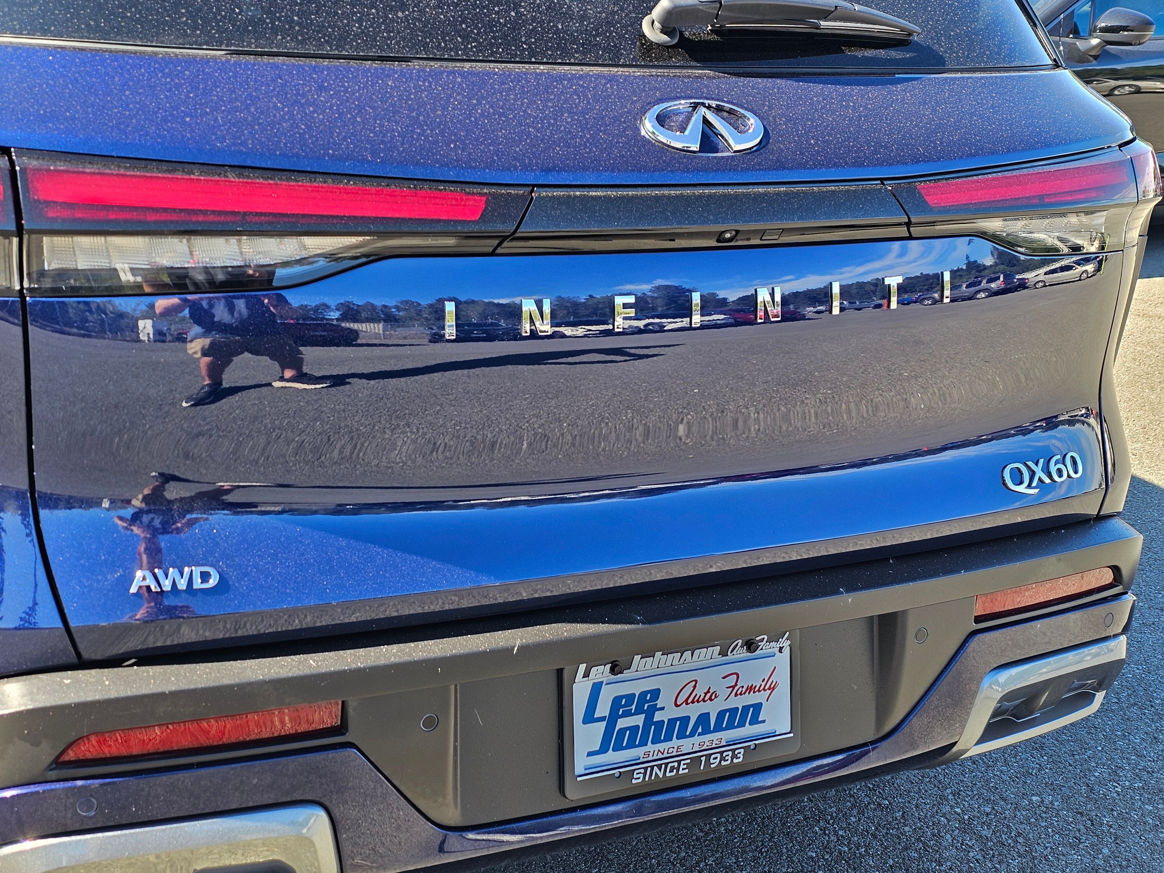 2022 INFINITI QX60 LUXE