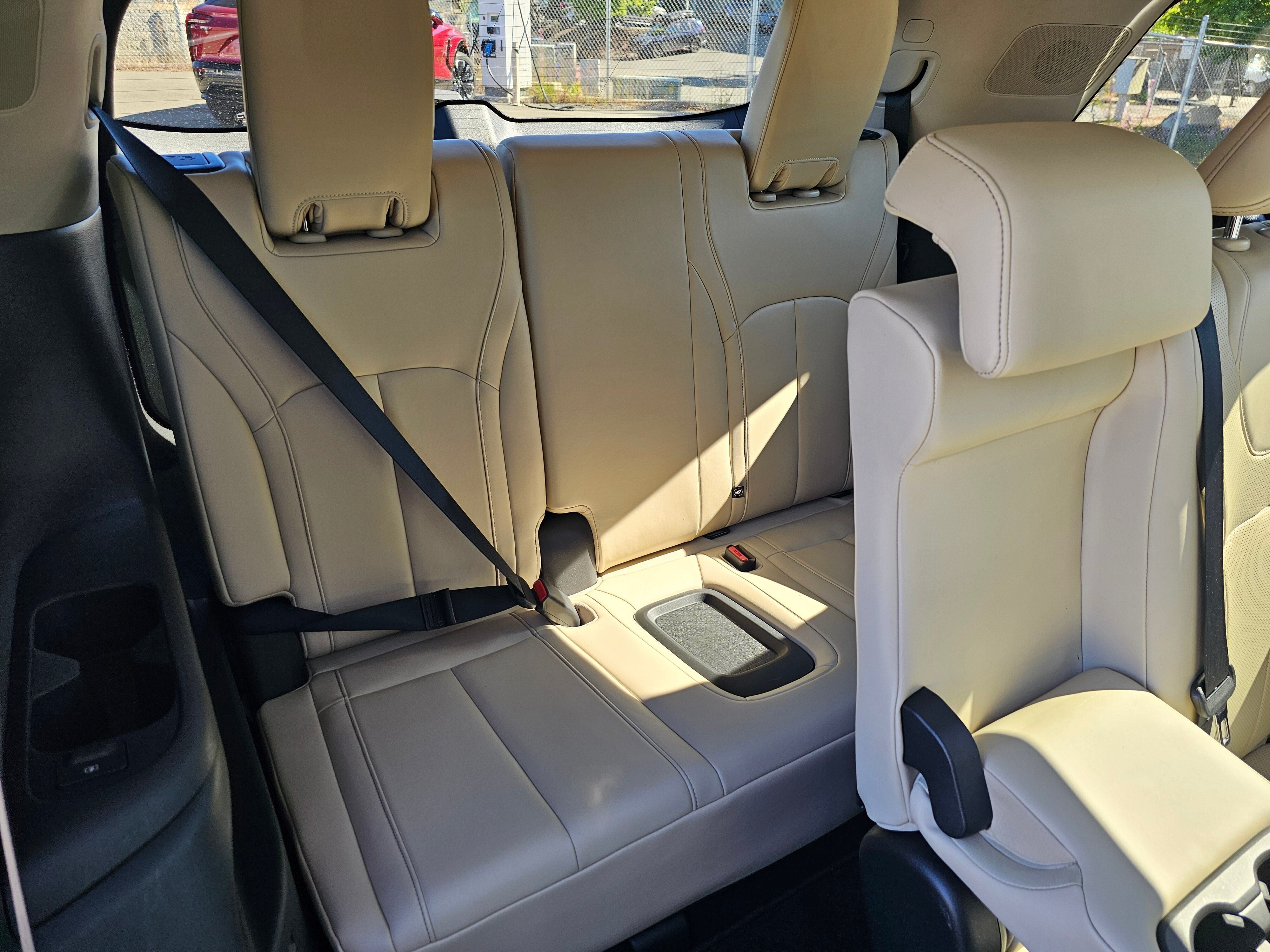 2022 INFINITI QX60 LUXE