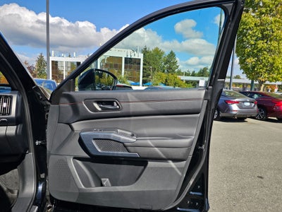 2025 Nissan Pathfinder Rock Creek 4WD
