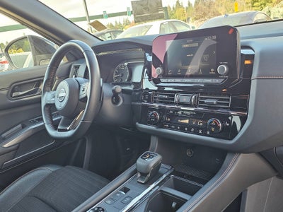 2025 Nissan Pathfinder Rock Creek 4WD