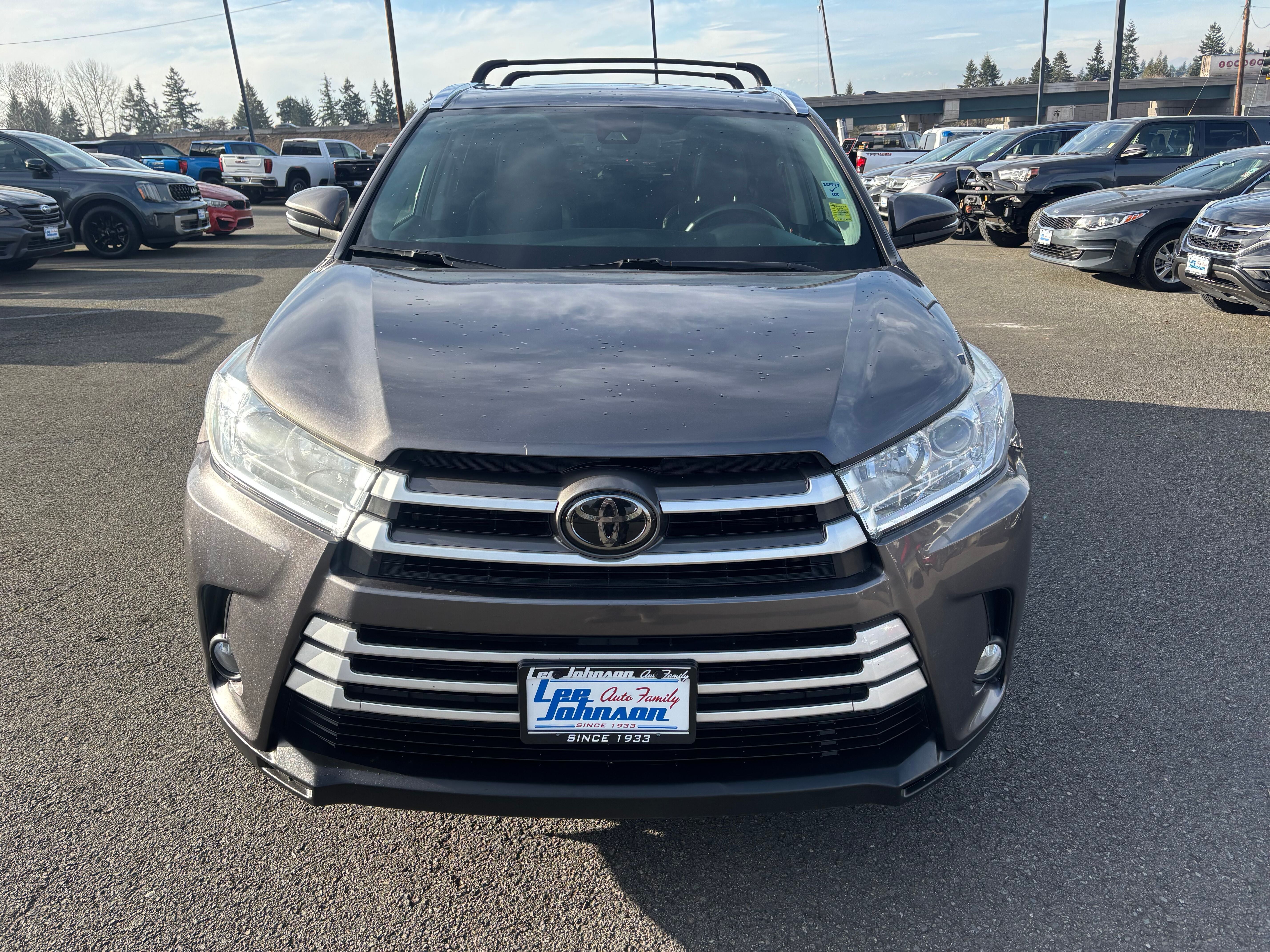 2019 Toyota Highlander SE