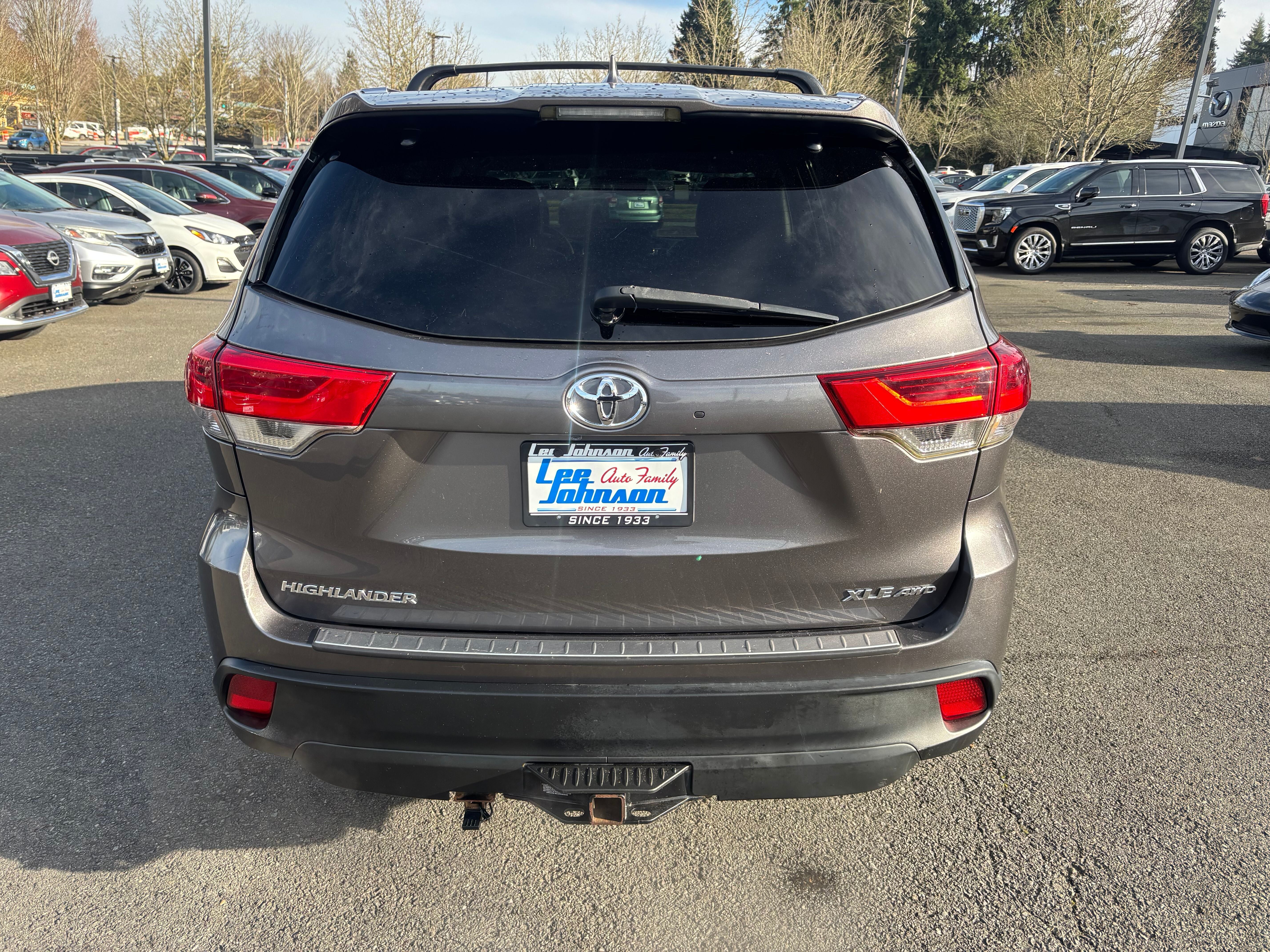 2019 Toyota Highlander SE