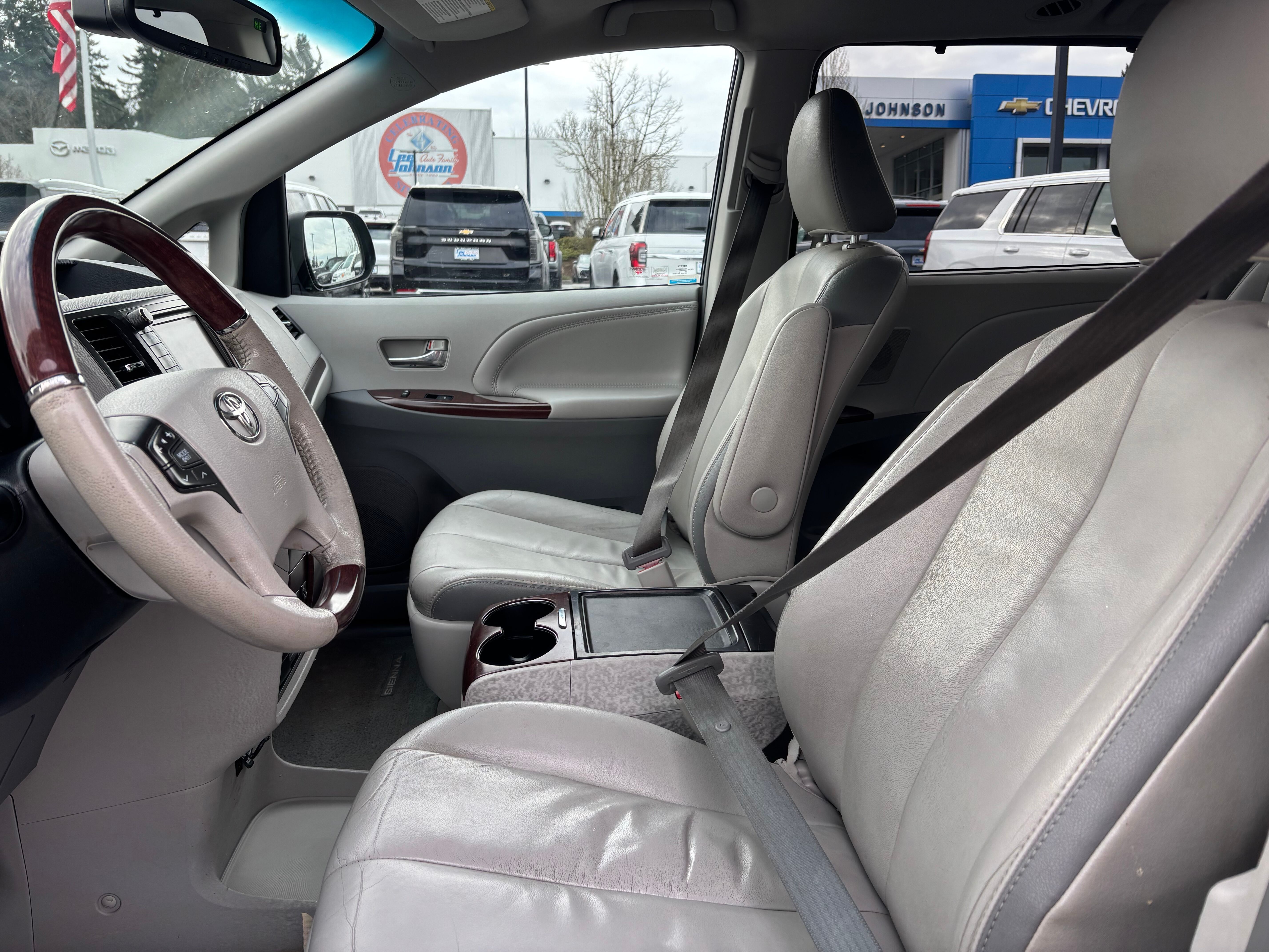 2012 Toyota Sienna XLE AAS