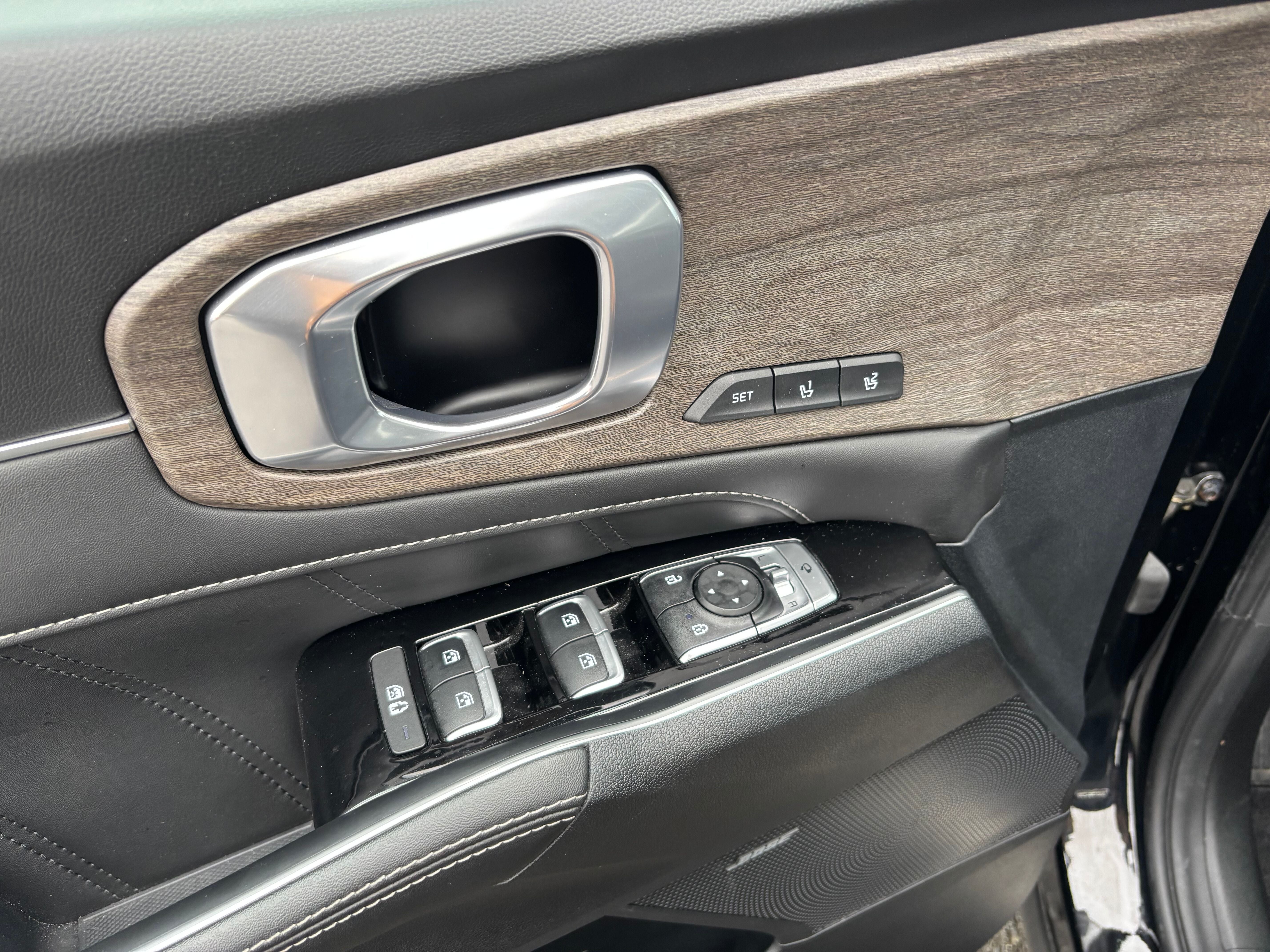 2023 Kia Sorento X-Line SX Prestige