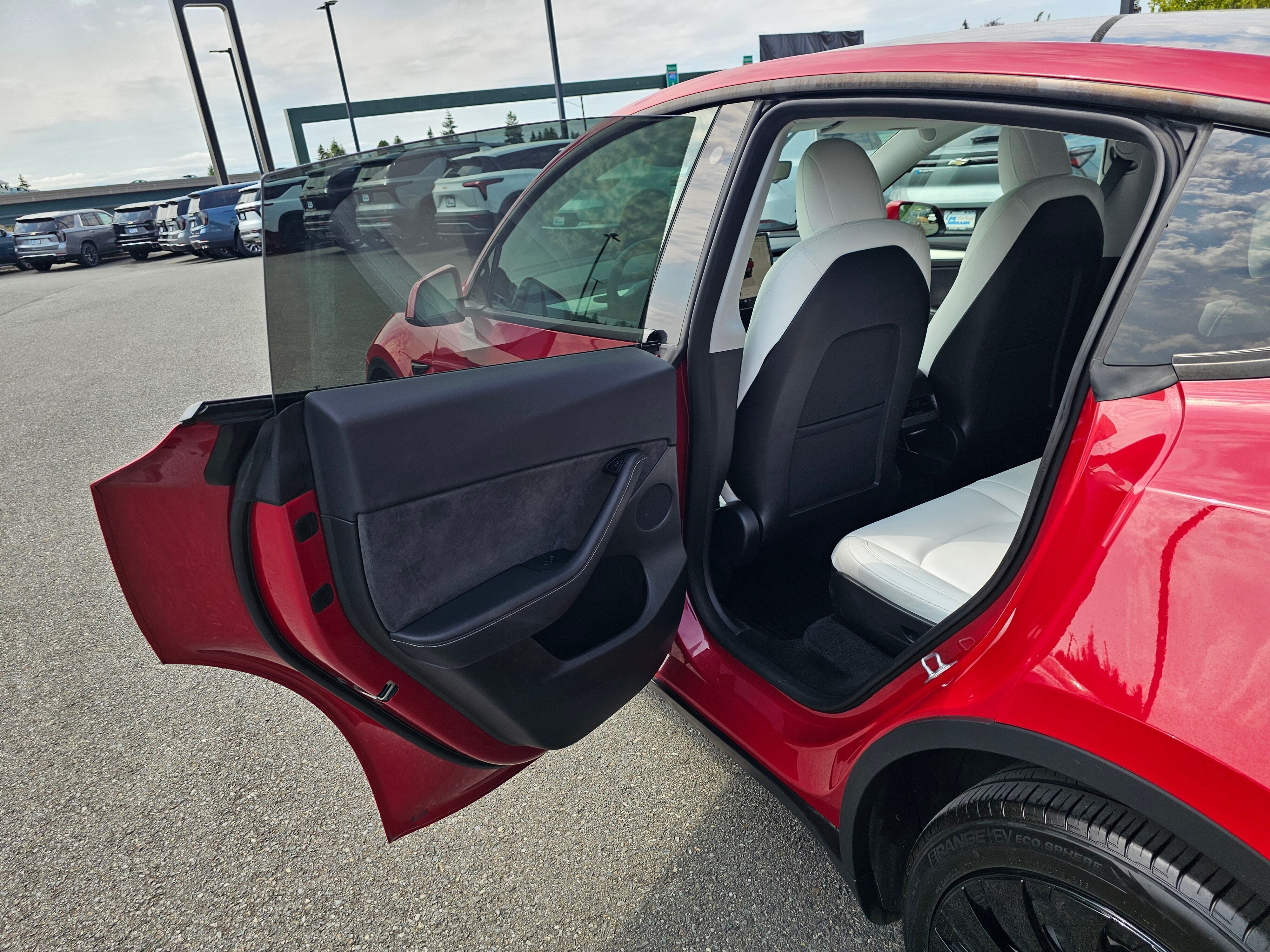 2023 Tesla Model Y Long Range