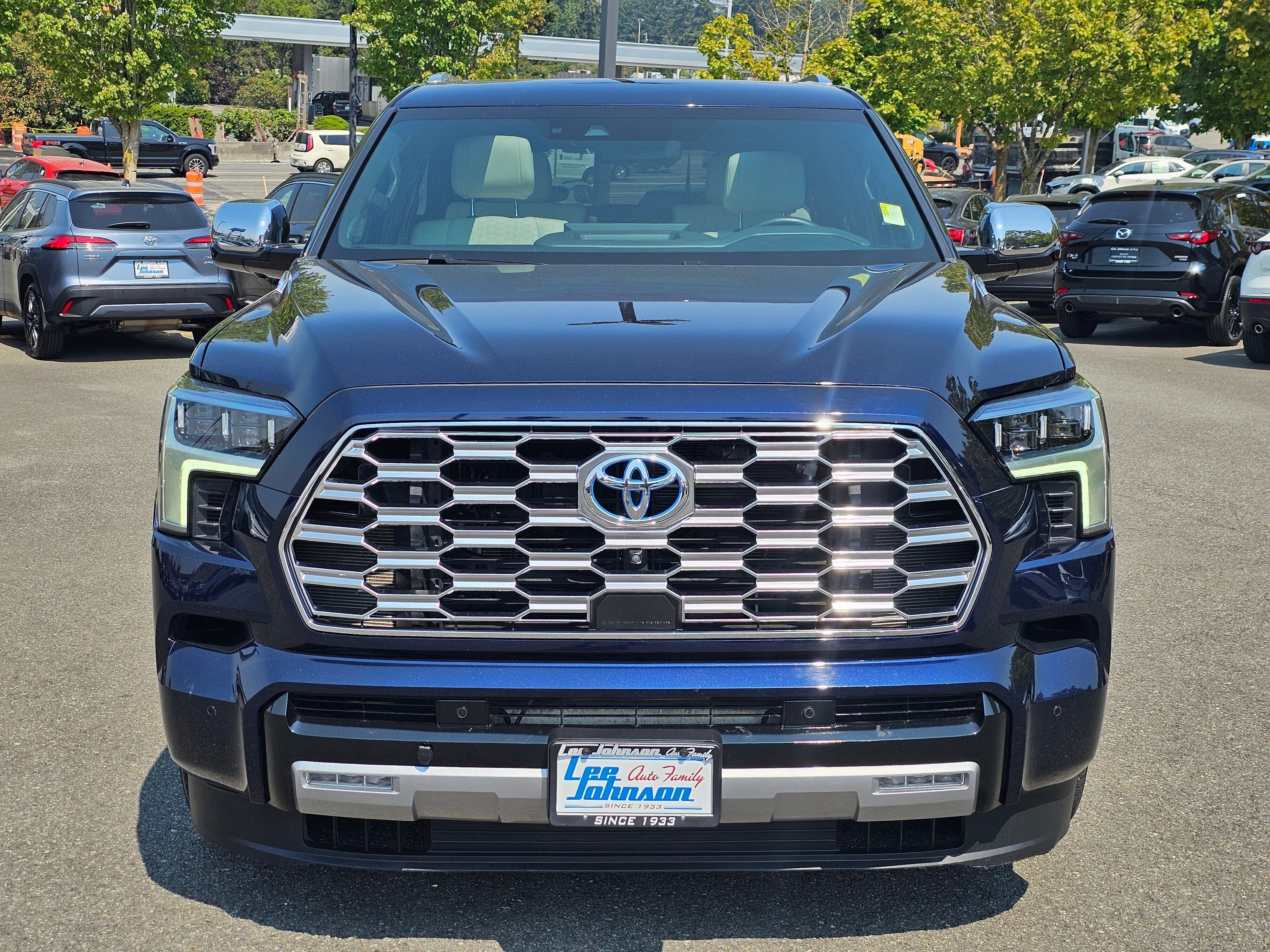 2023 Toyota Sequoia SR5