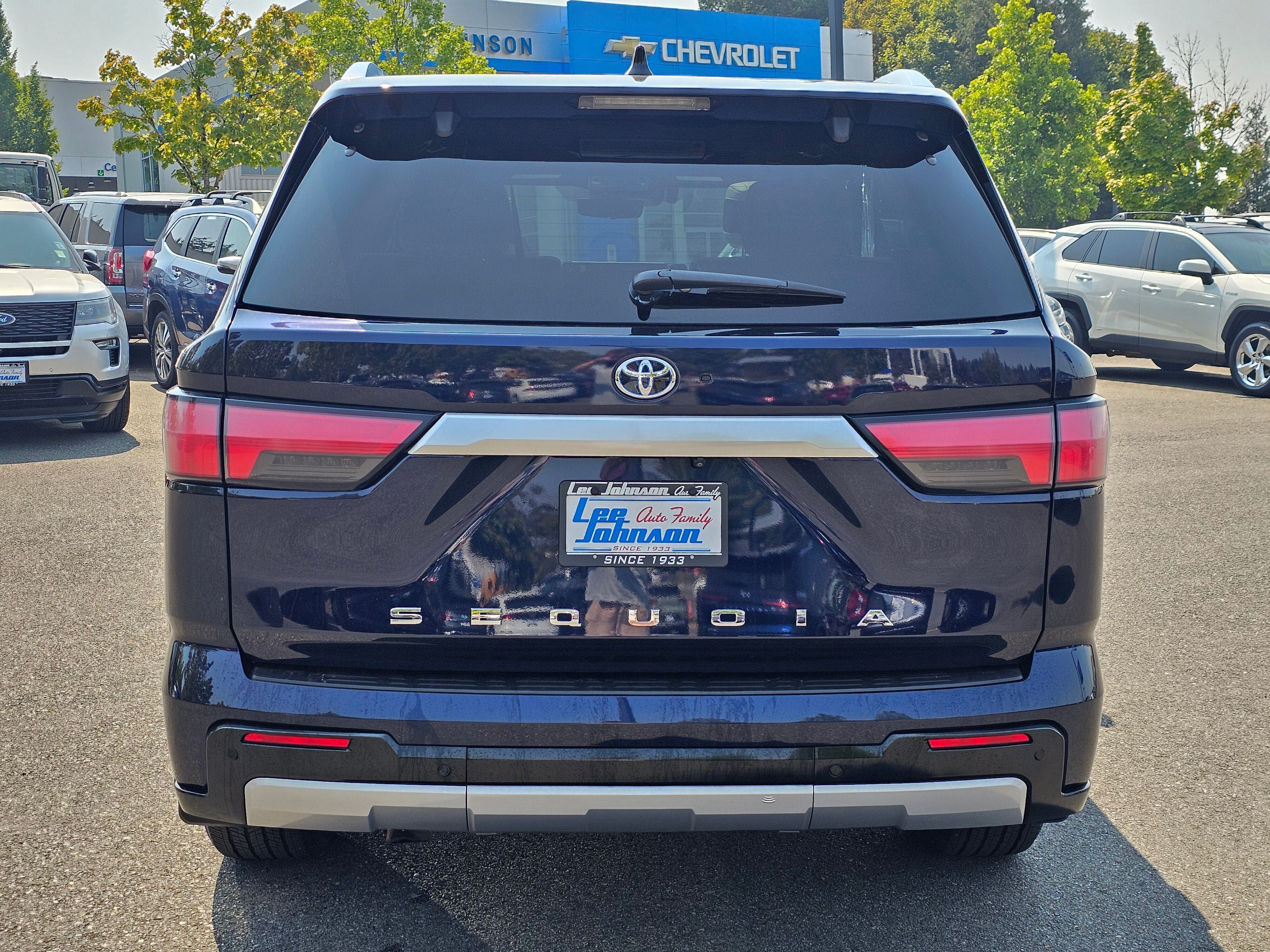 2023 Toyota Sequoia SR5