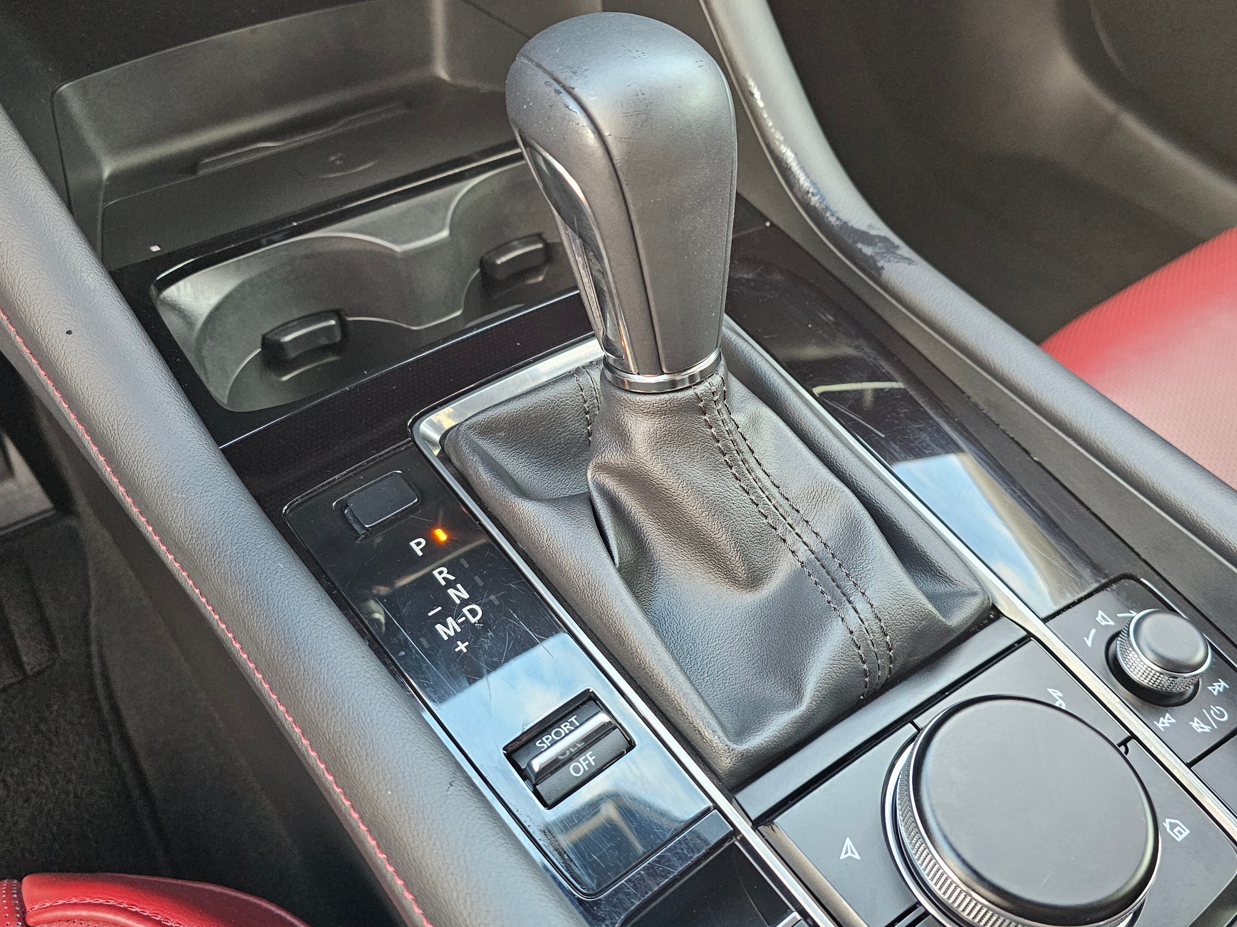 2026 Mazda Mazda3 Sedan 2.5 S Carbon Edition