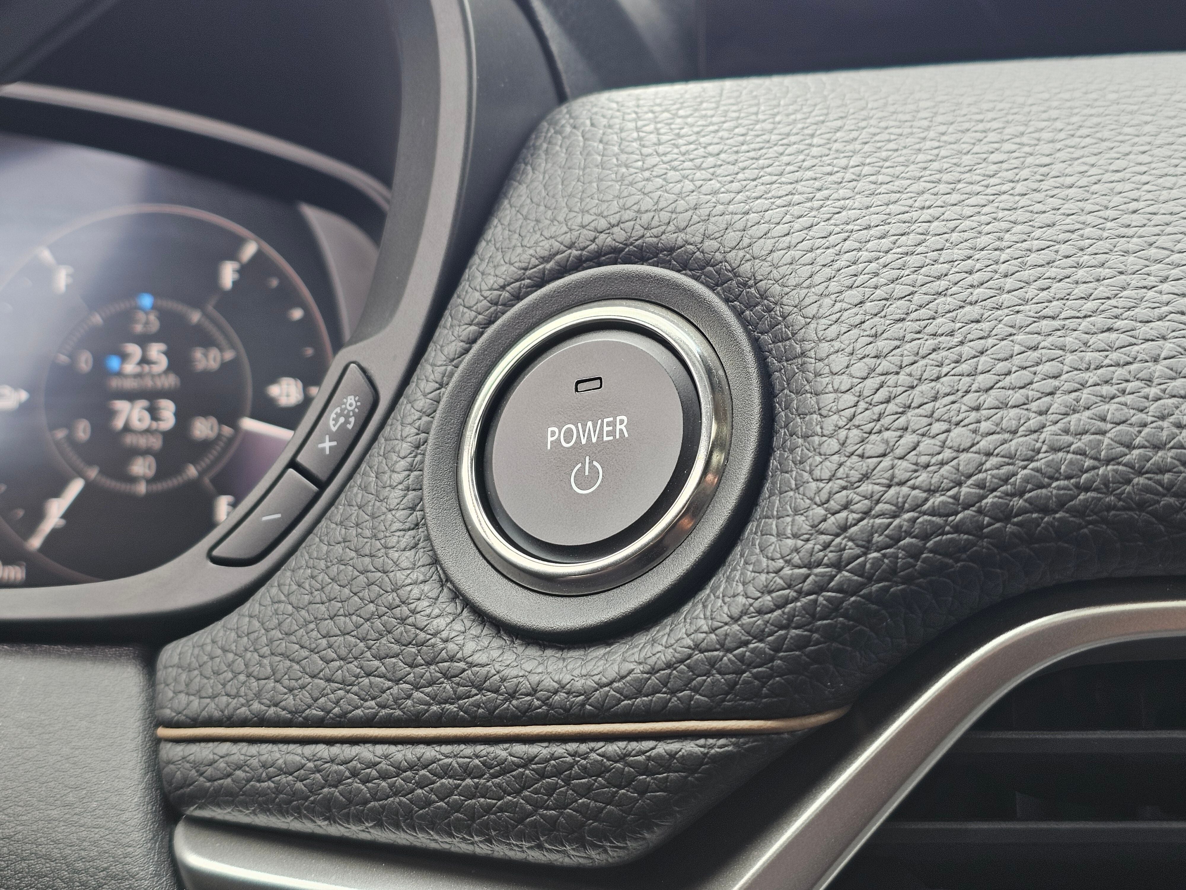 2025 Mazda Mazda CX-70 PHEV Premium Package