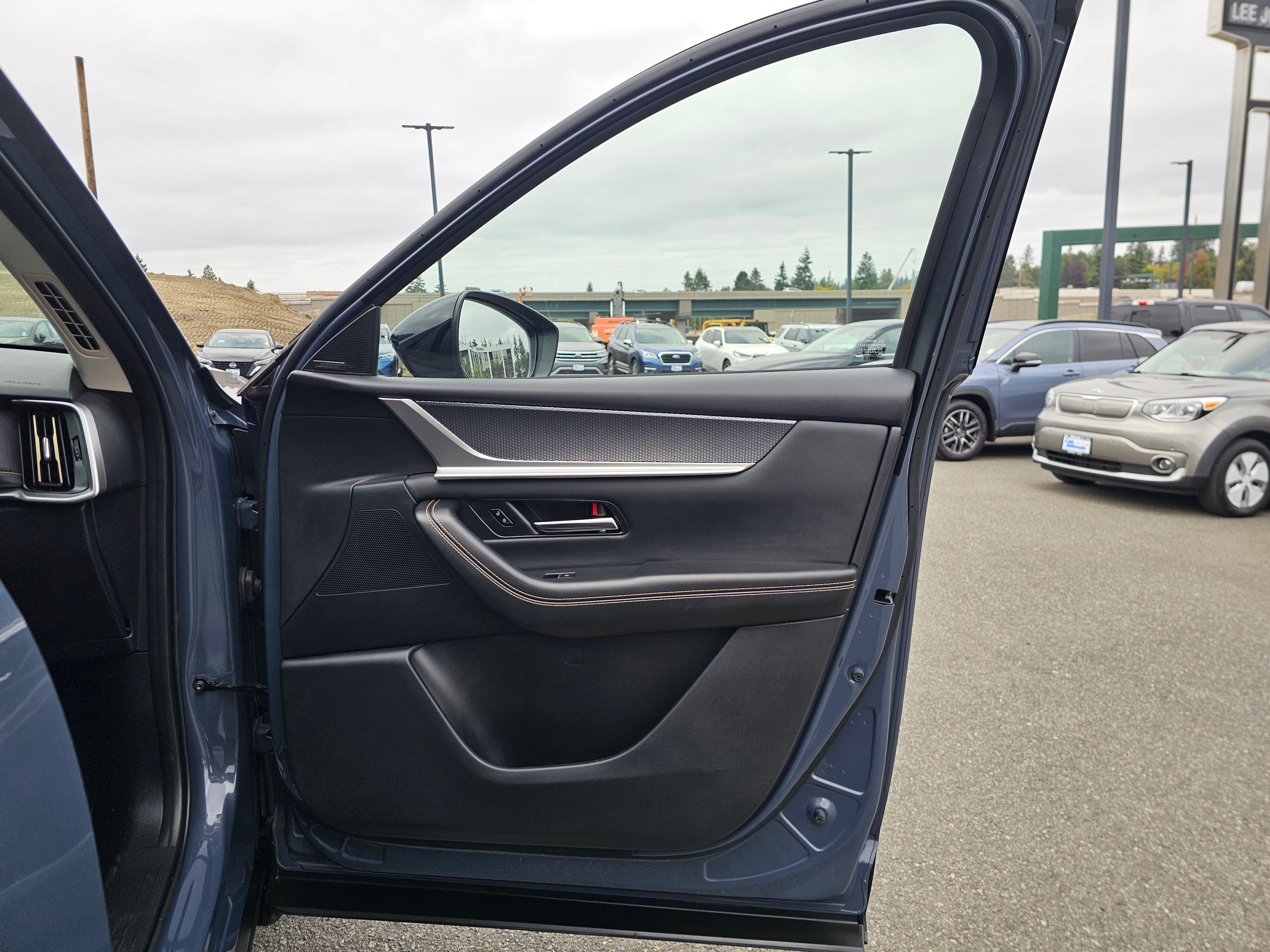 2025 Mazda Mazda CX-70 PHEV Premium Package
