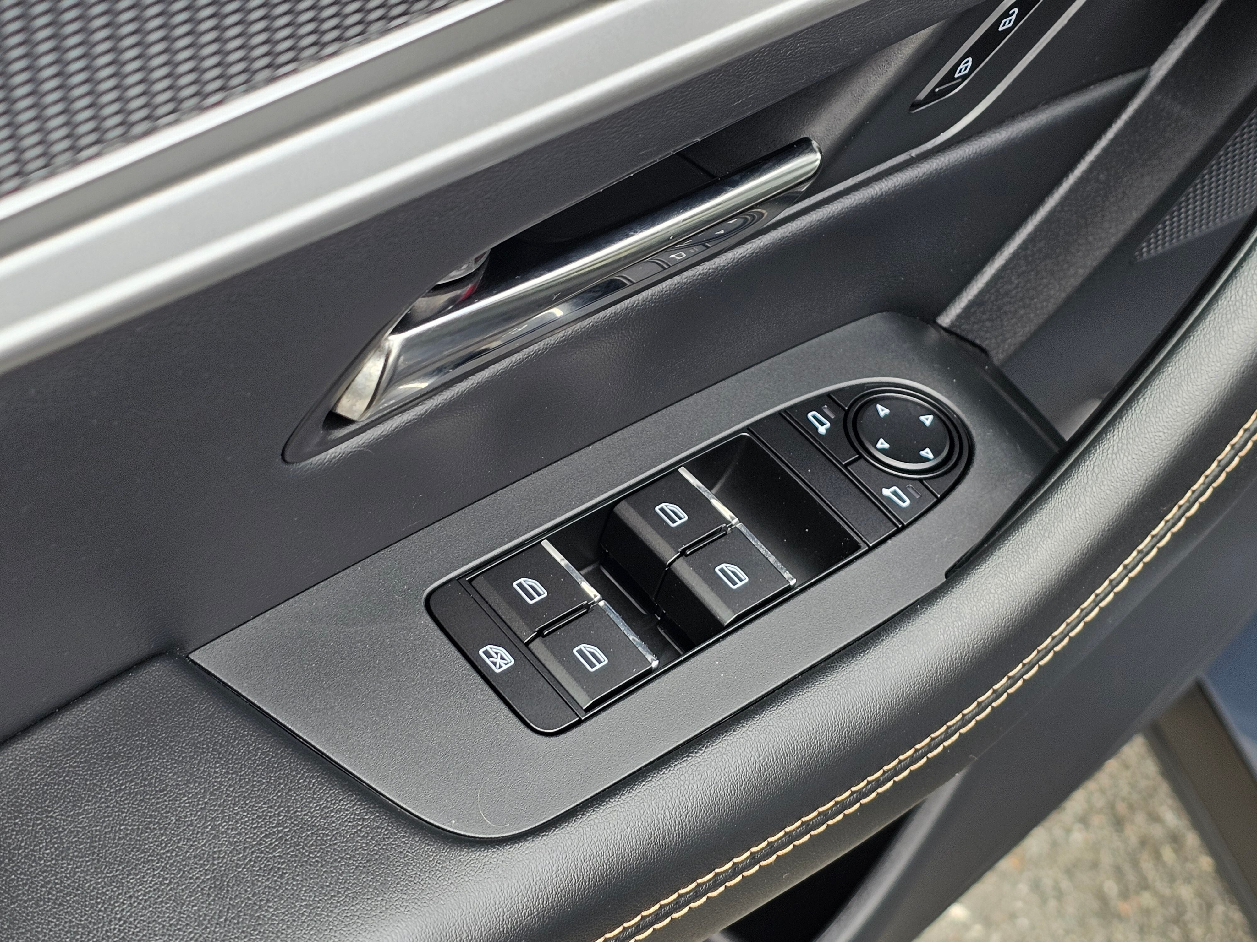 2025 Mazda Mazda CX-70 PHEV Premium Package