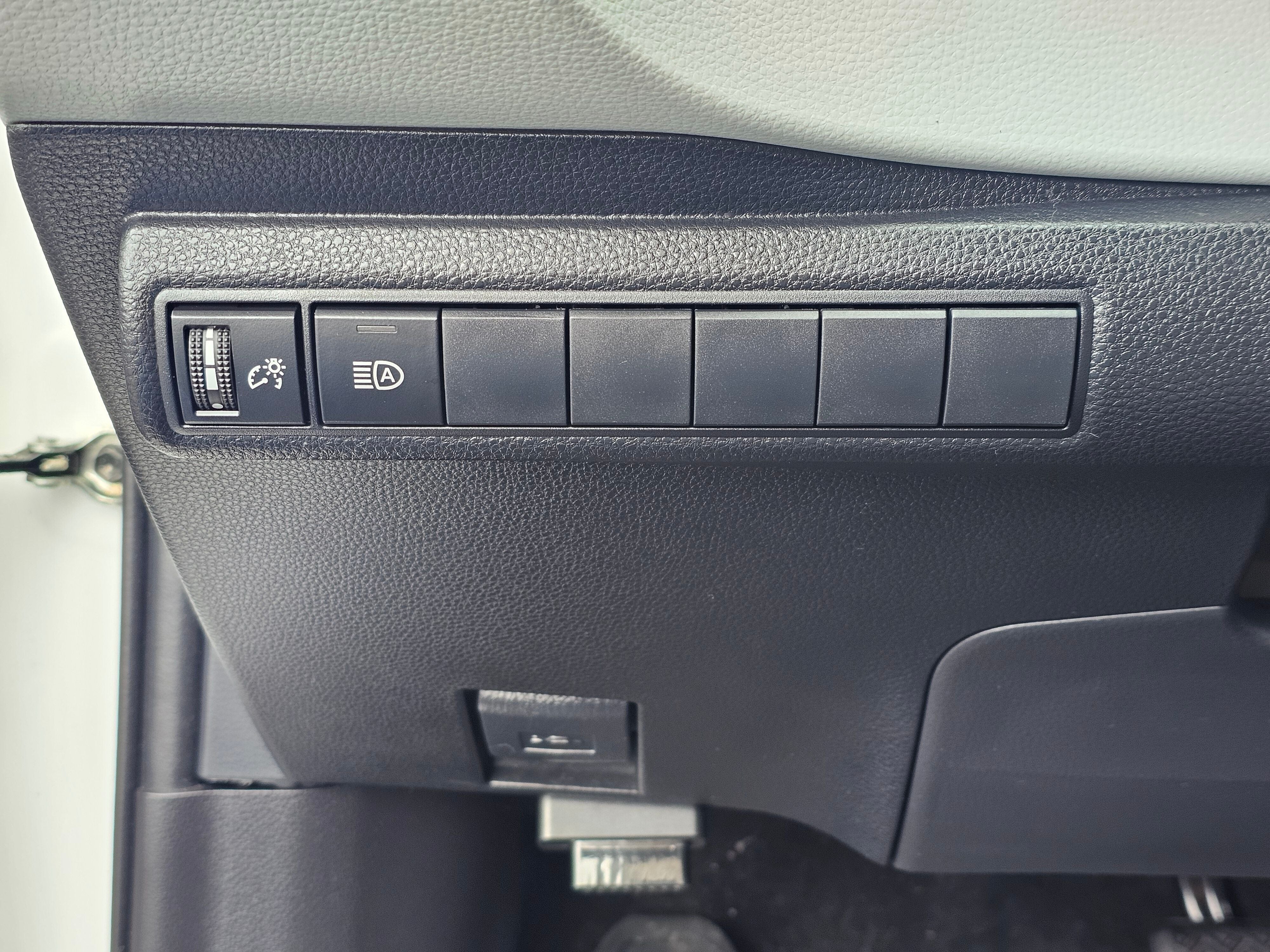 2022 Toyota Corolla Hatchback SE