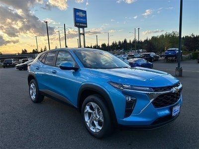 2025 Chevrolet Trax LS