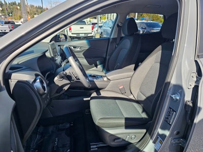 2023 Hyundai Kona Electric SE