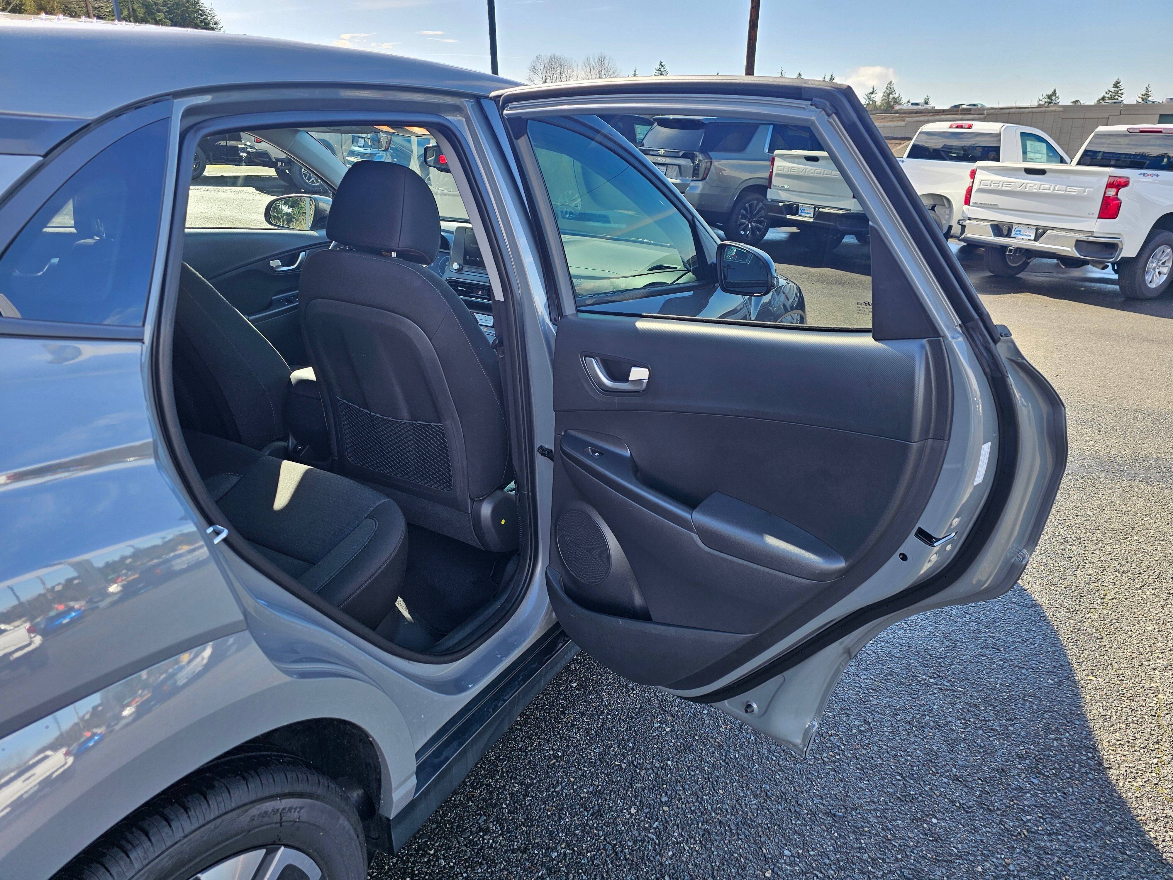 2023 Hyundai Kona Electric SE