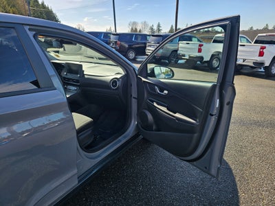 2023 Hyundai Kona Electric SE