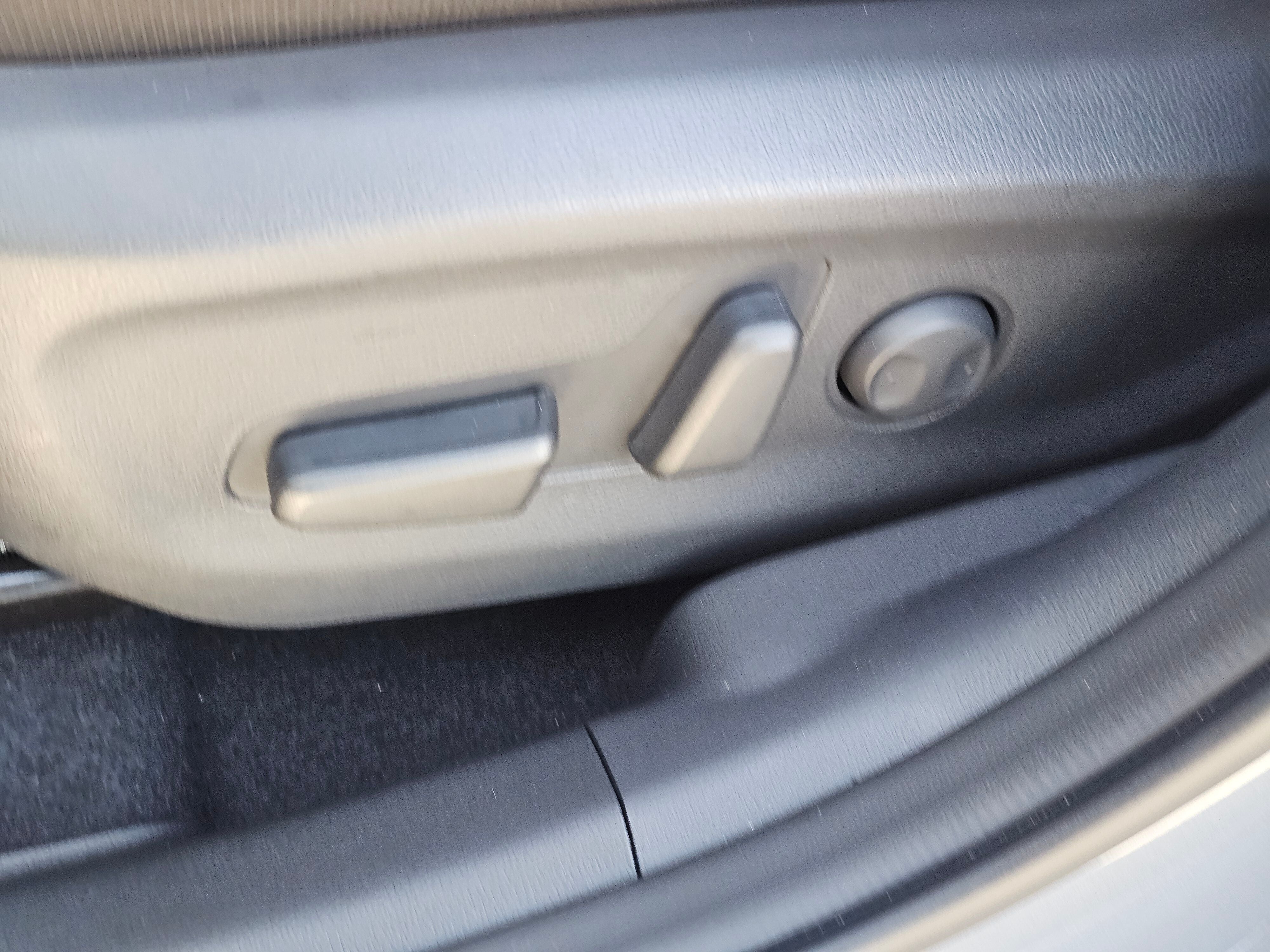 2023 Hyundai Kona Electric SE