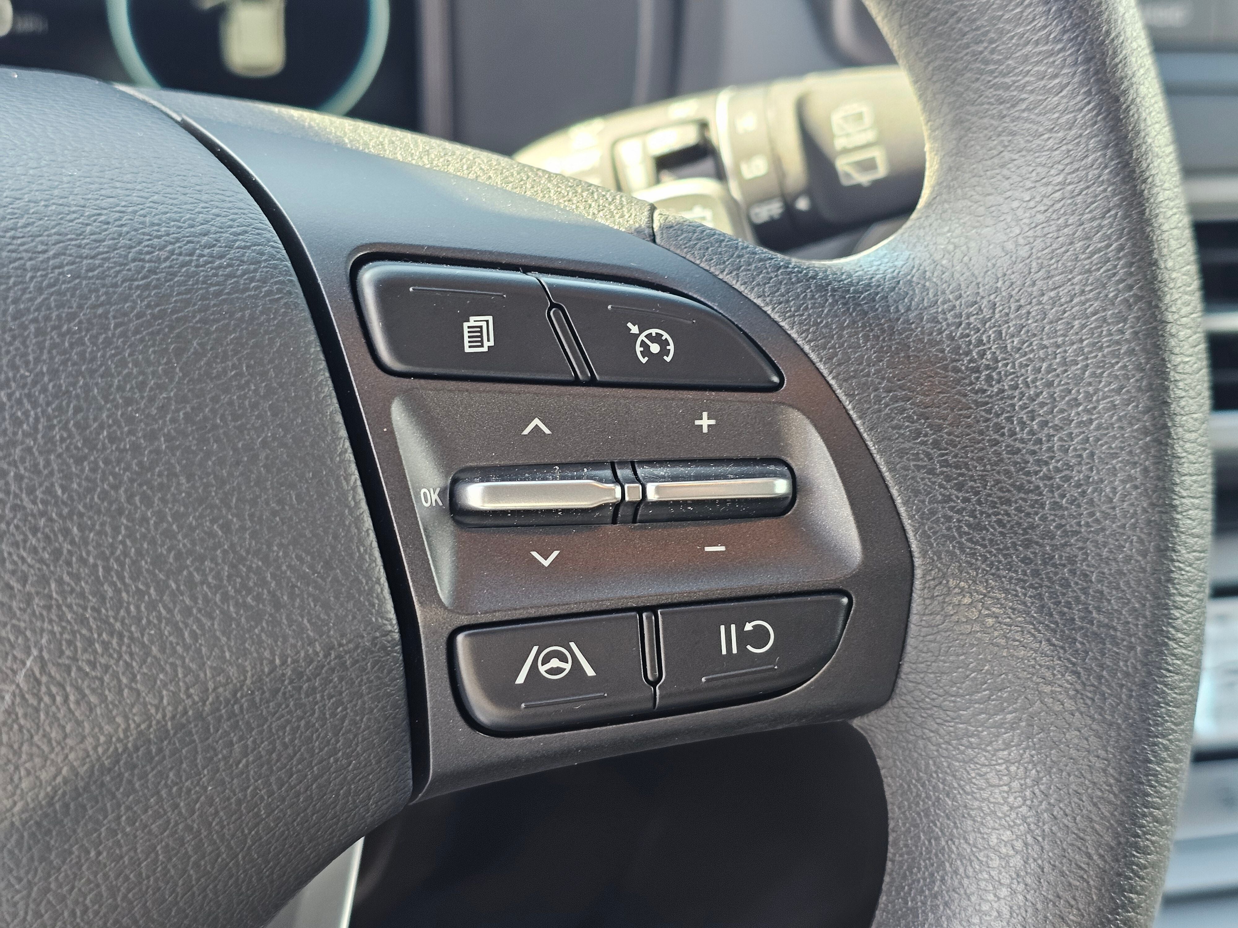 2023 Hyundai Kona Electric SE