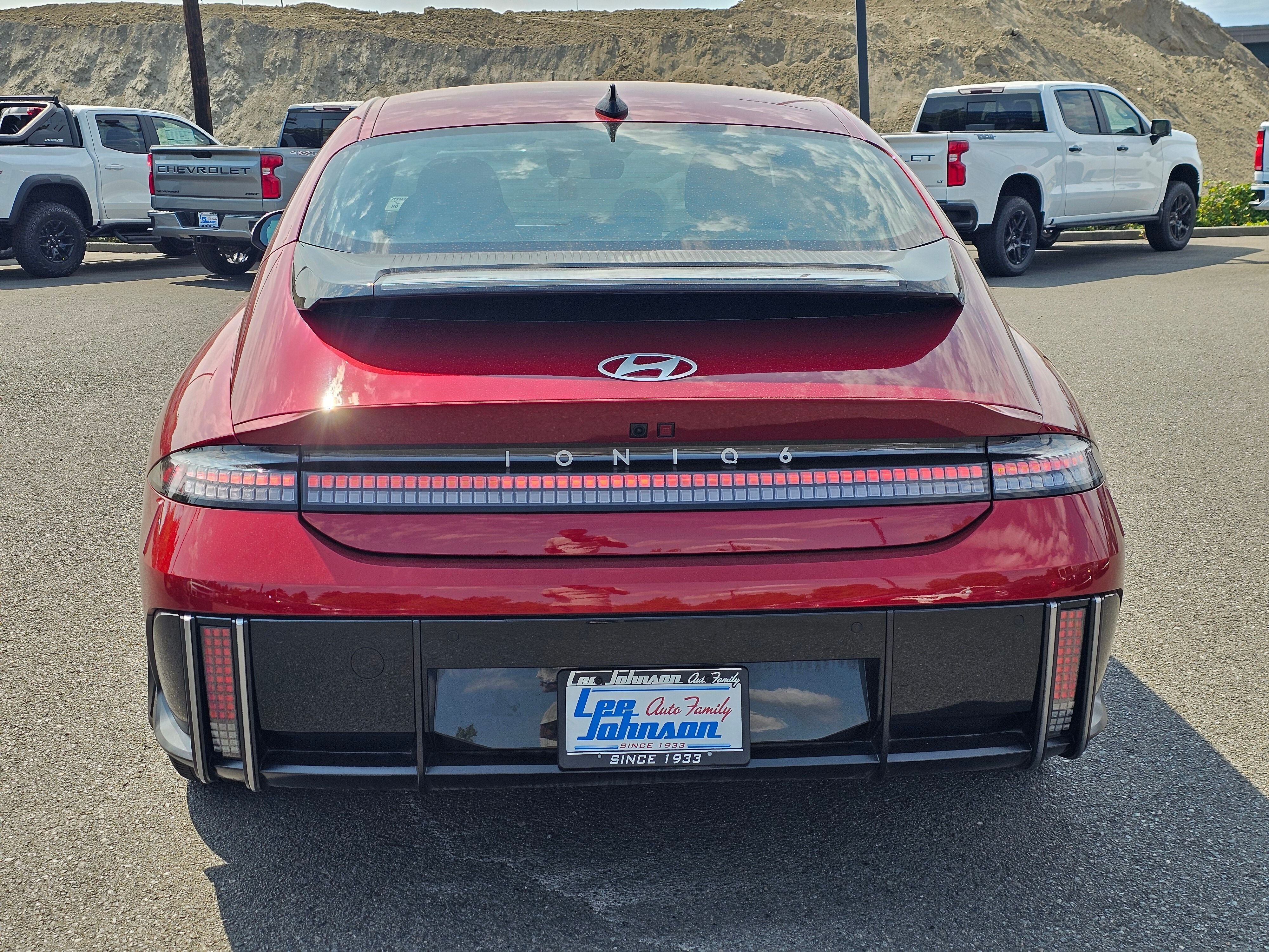 2024 Hyundai IONIQ 6 SE