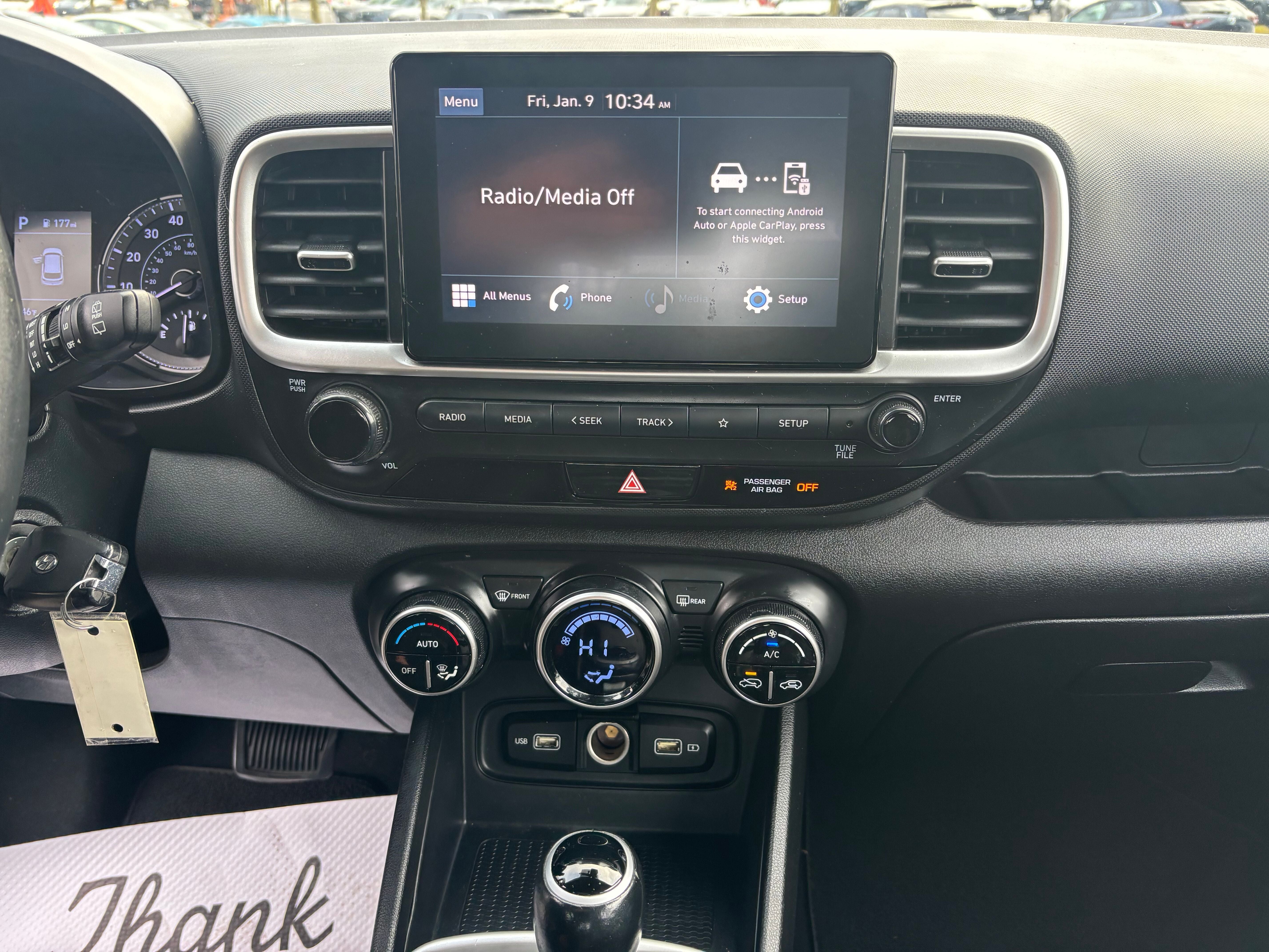 2022 Hyundai Venue SEL